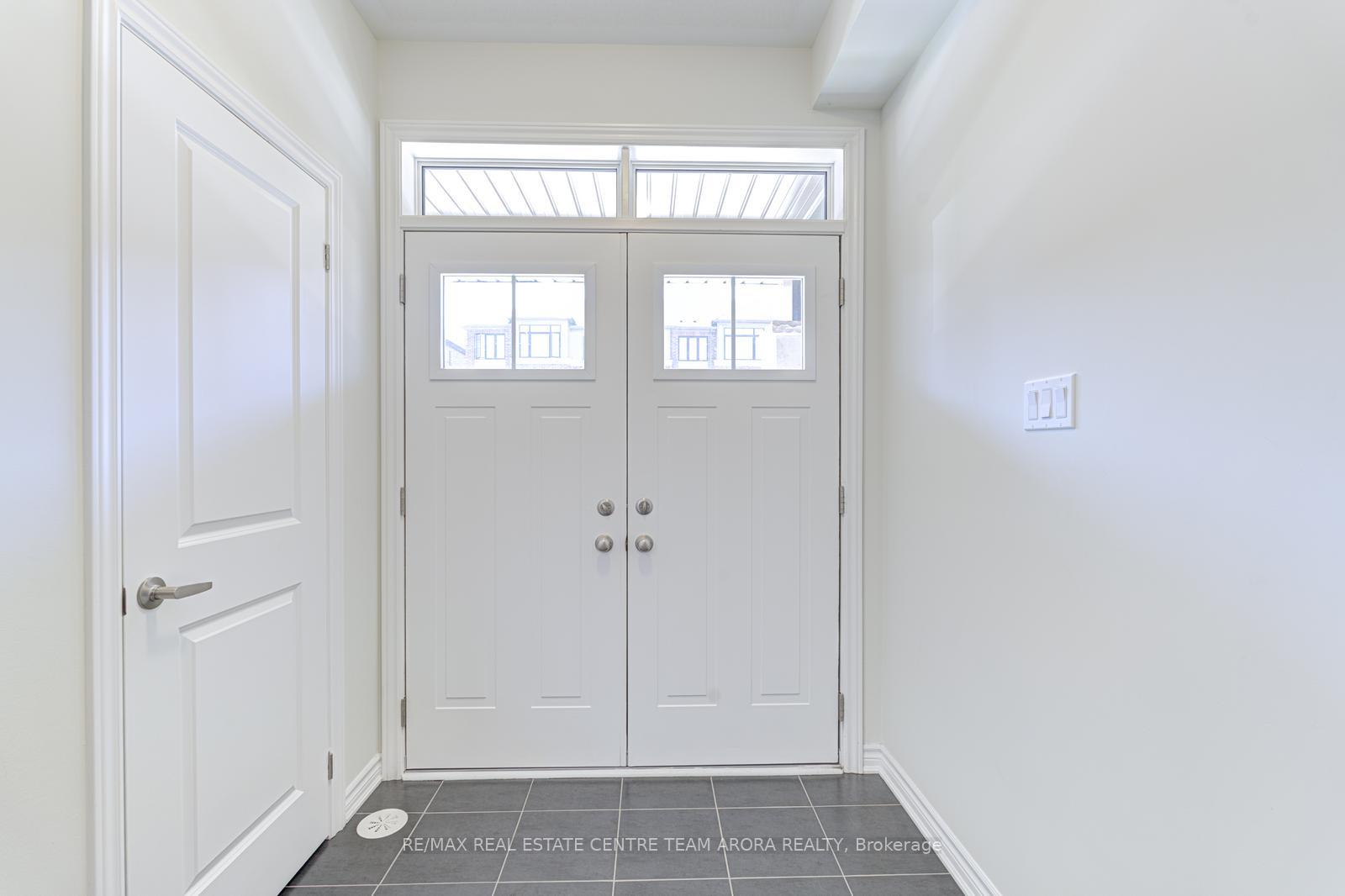 Photo 2 of 15 Petch Avenue, Caledon, Rural Caledon — HOMEH
