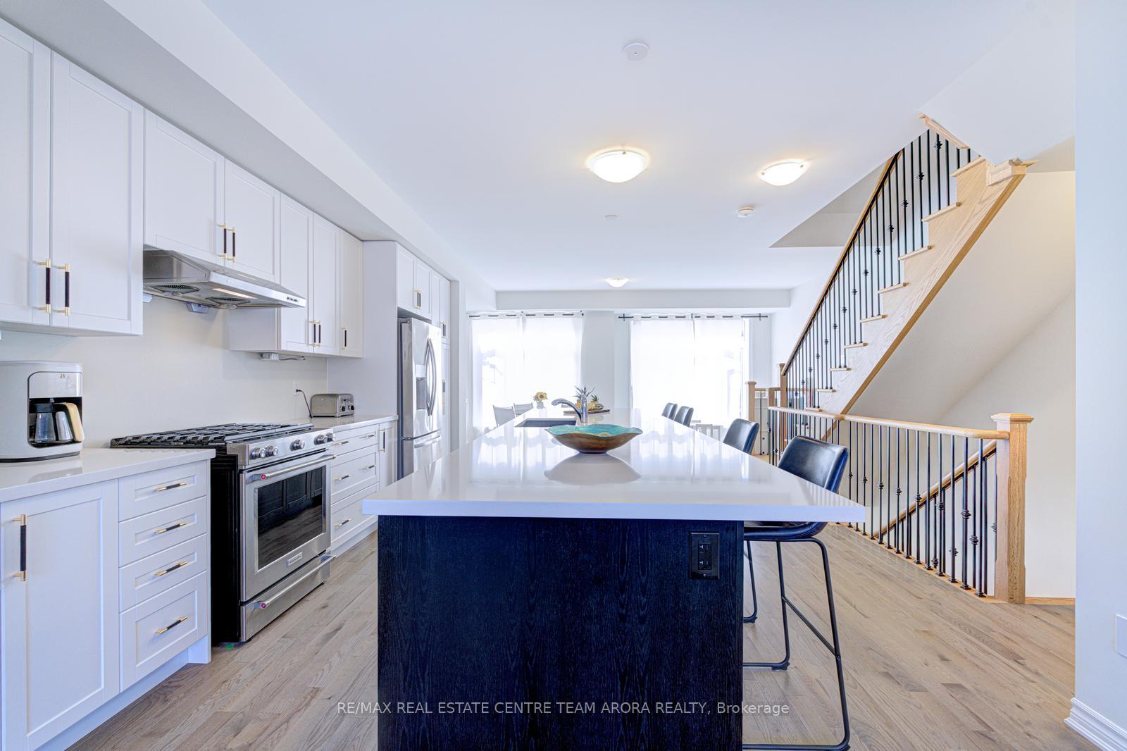 Photo 12 of 15 Petch Avenue, Caledon, Rural Caledon — HOMEH