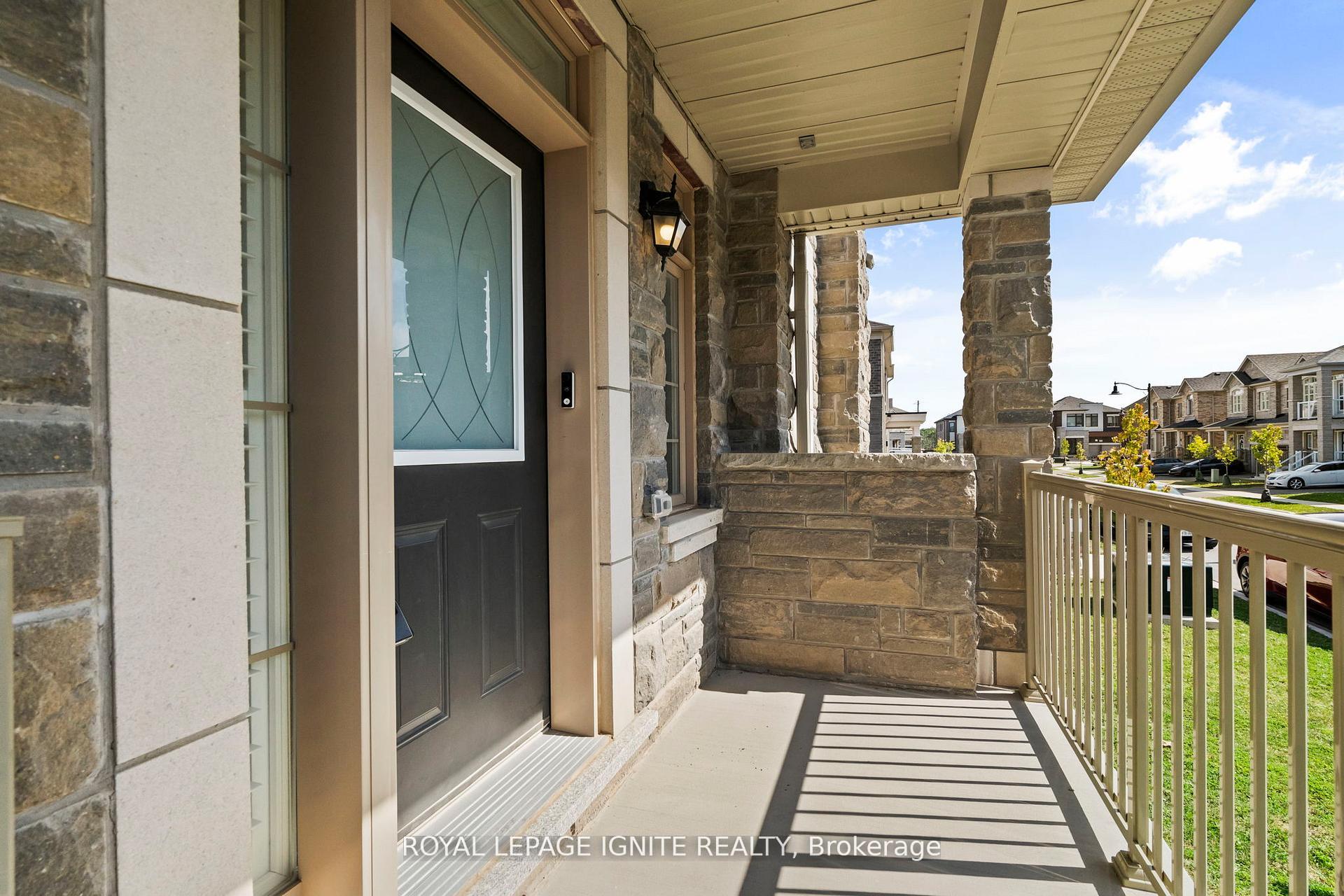 Photo 7 of 4 Great Falls Boulevard, Hamilton, Waterdown — HOMEH