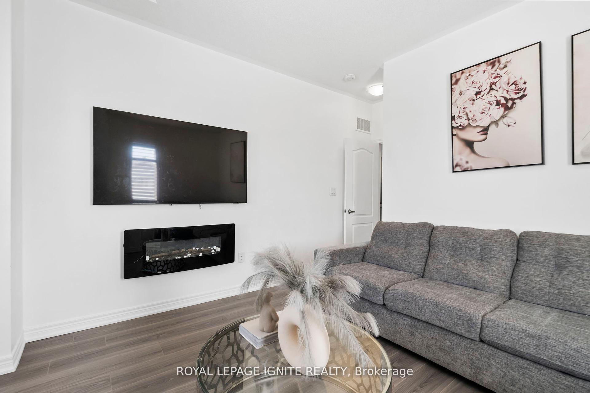 Photo 34 of 4 Great Falls Boulevard, Hamilton, Waterdown — HOMEH