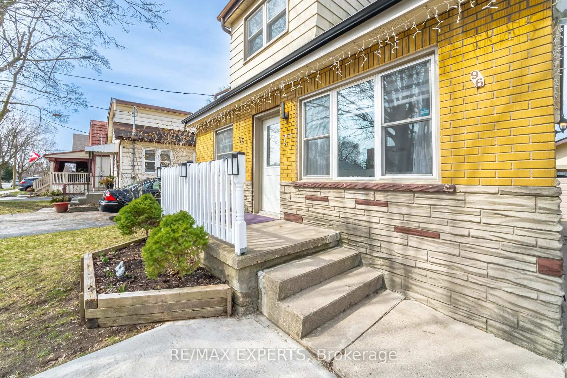 Photo 12 of 96 Sixth Avenue, Kitchener — HOMEH