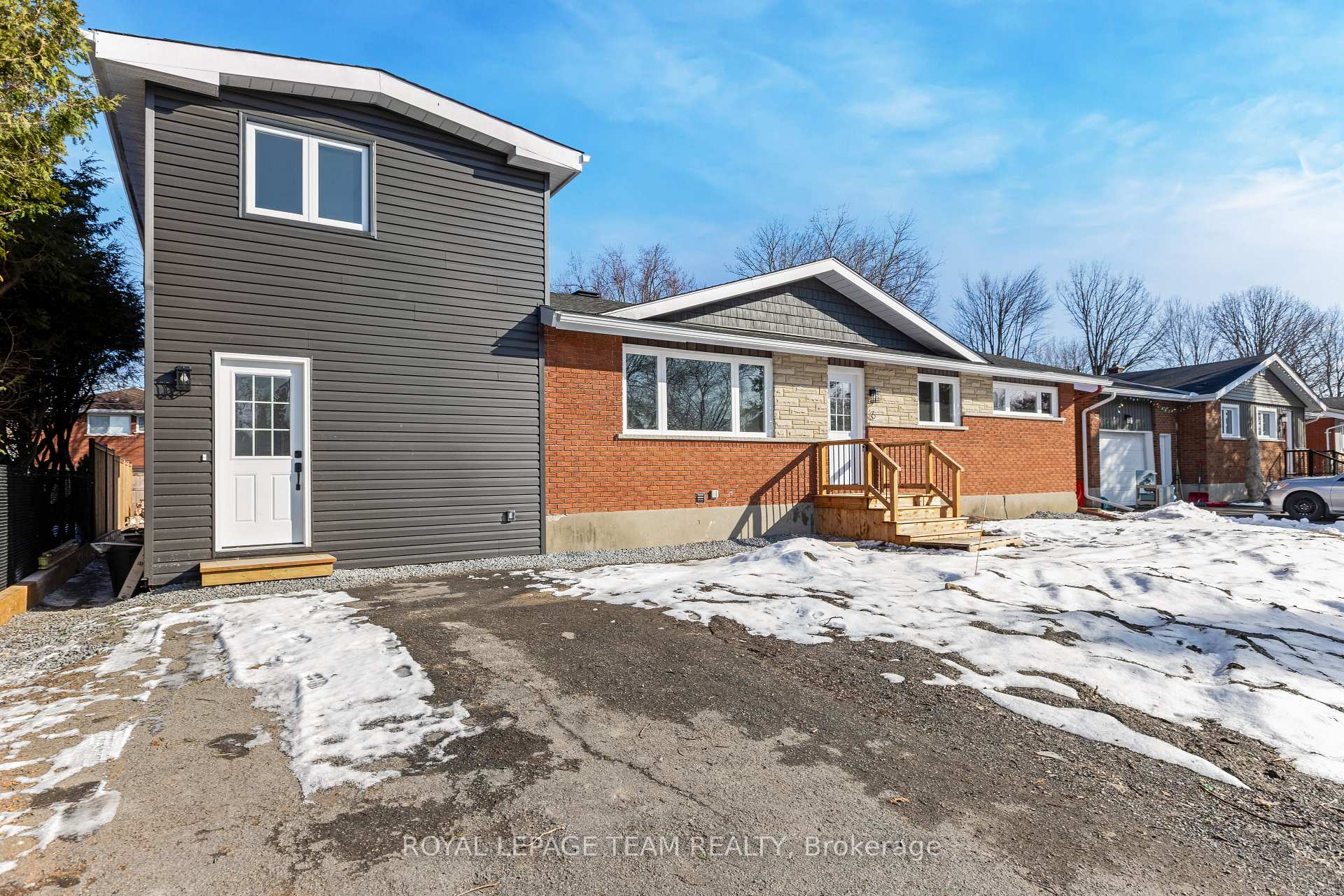 Photo 14 of 6 Hillview Road, Ottawa, Lakeview Park — HOMEH