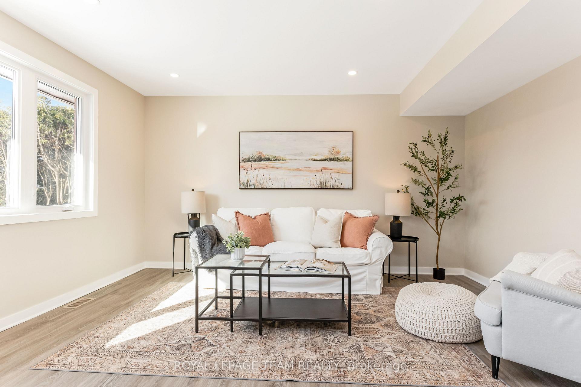 Photo 23 of 6 Hillview Road, Ottawa, Lakeview Park — HOMEH
