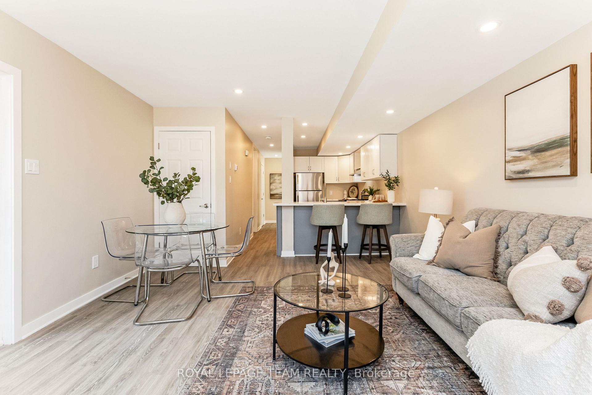 Photo 27 of 6 Hillview Road, Ottawa, Lakeview Park — HOMEH