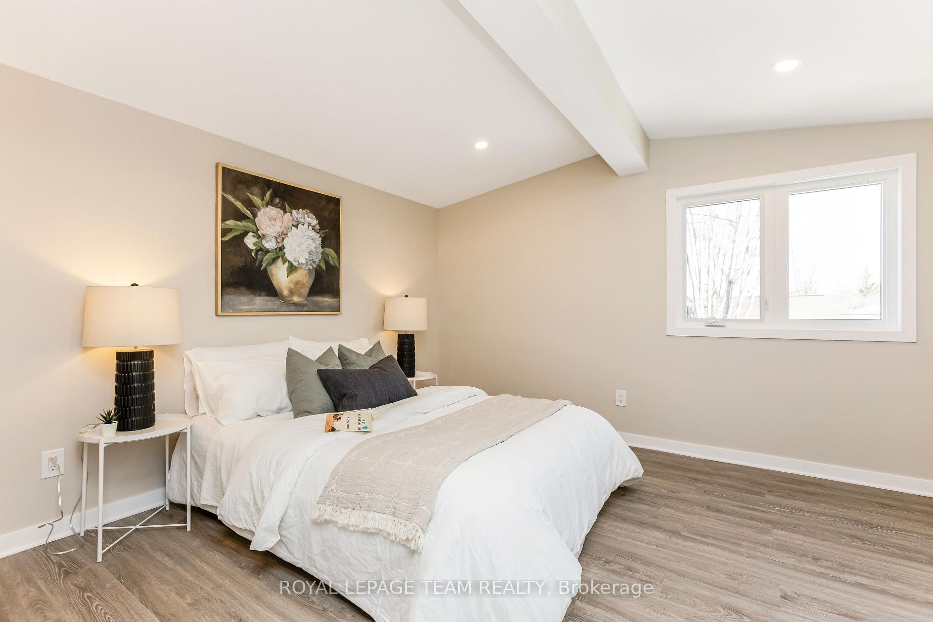 Photo 38 of 6 Hillview Road, Ottawa, Lakeview Park — HOMEH