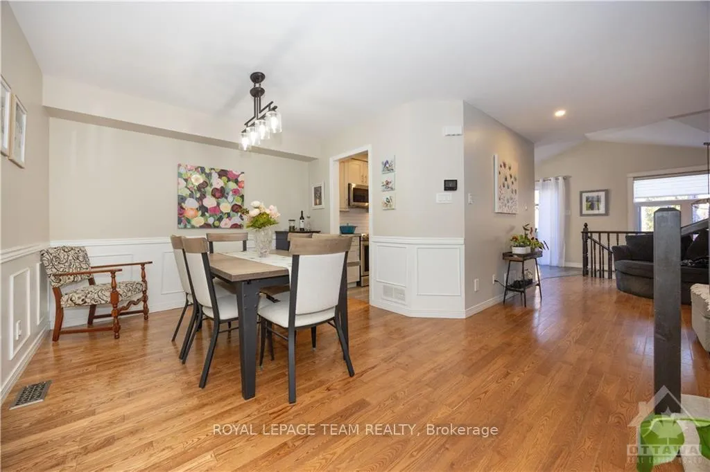 Photo 7 of 4352 Wildmint Square, Ottawa, Riverside South/Gloucester Glen — HOMEH