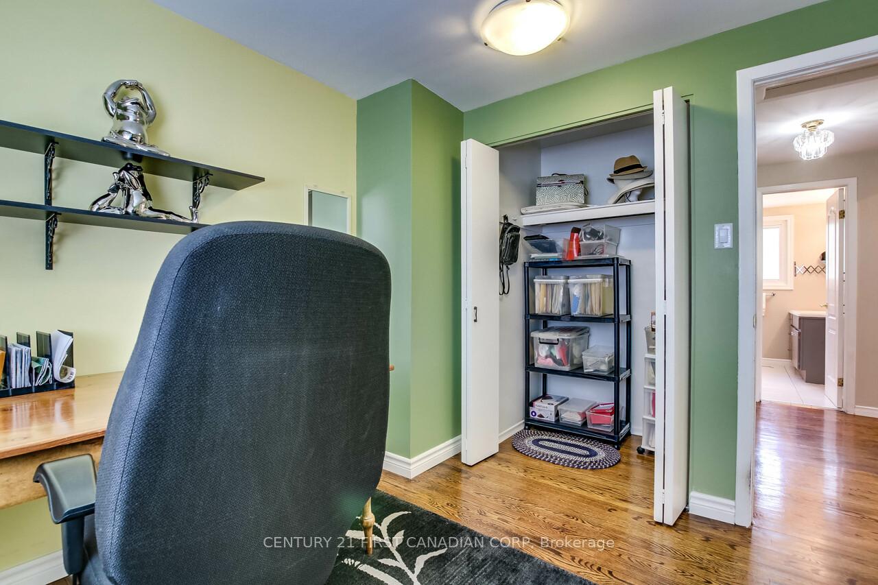Photo 14 of 191 Estella Road, London, South O — HOMEH