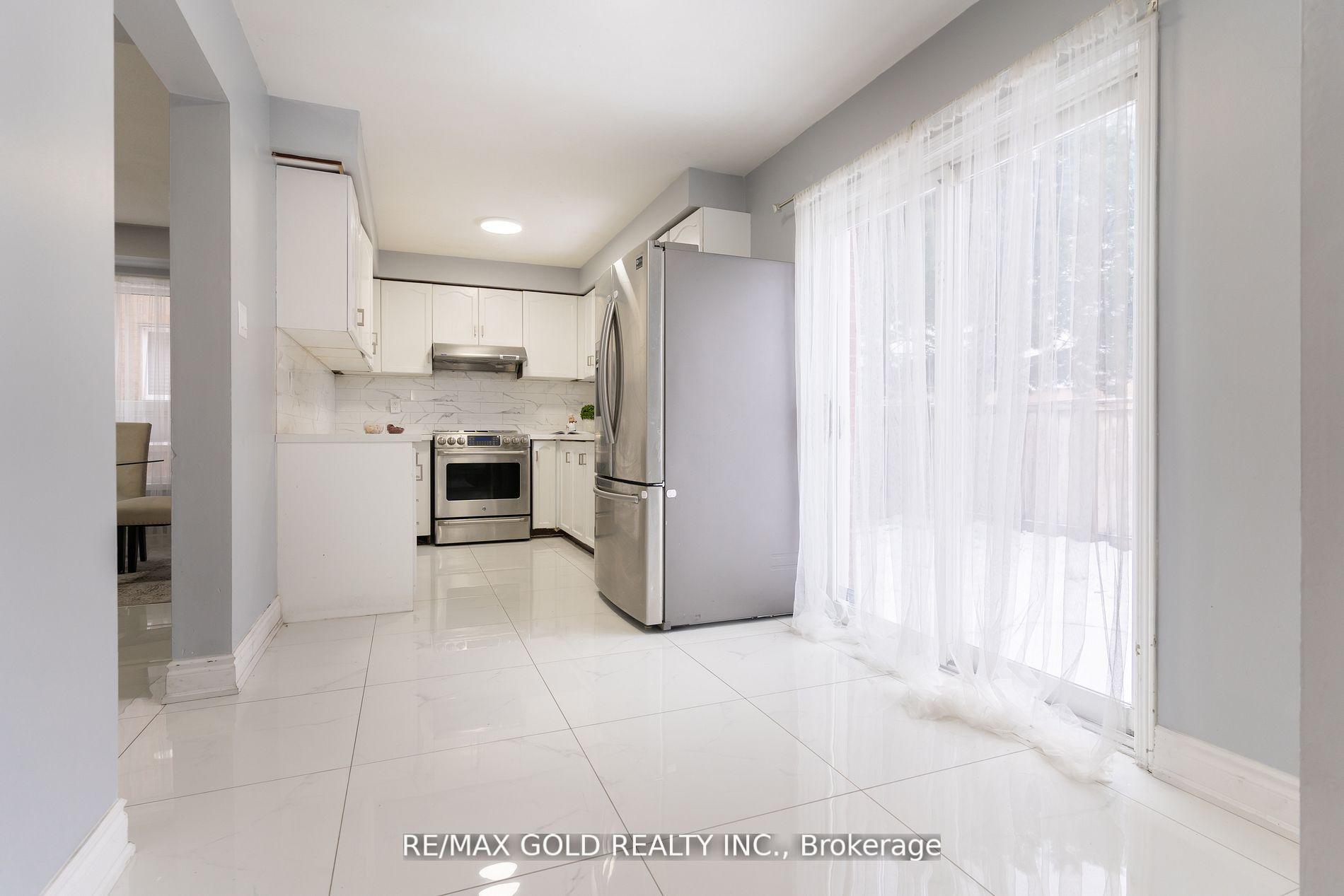 Photo 11 of 3 Great Plains Street, Brampton, Sandringham-Wellington — HOMEH