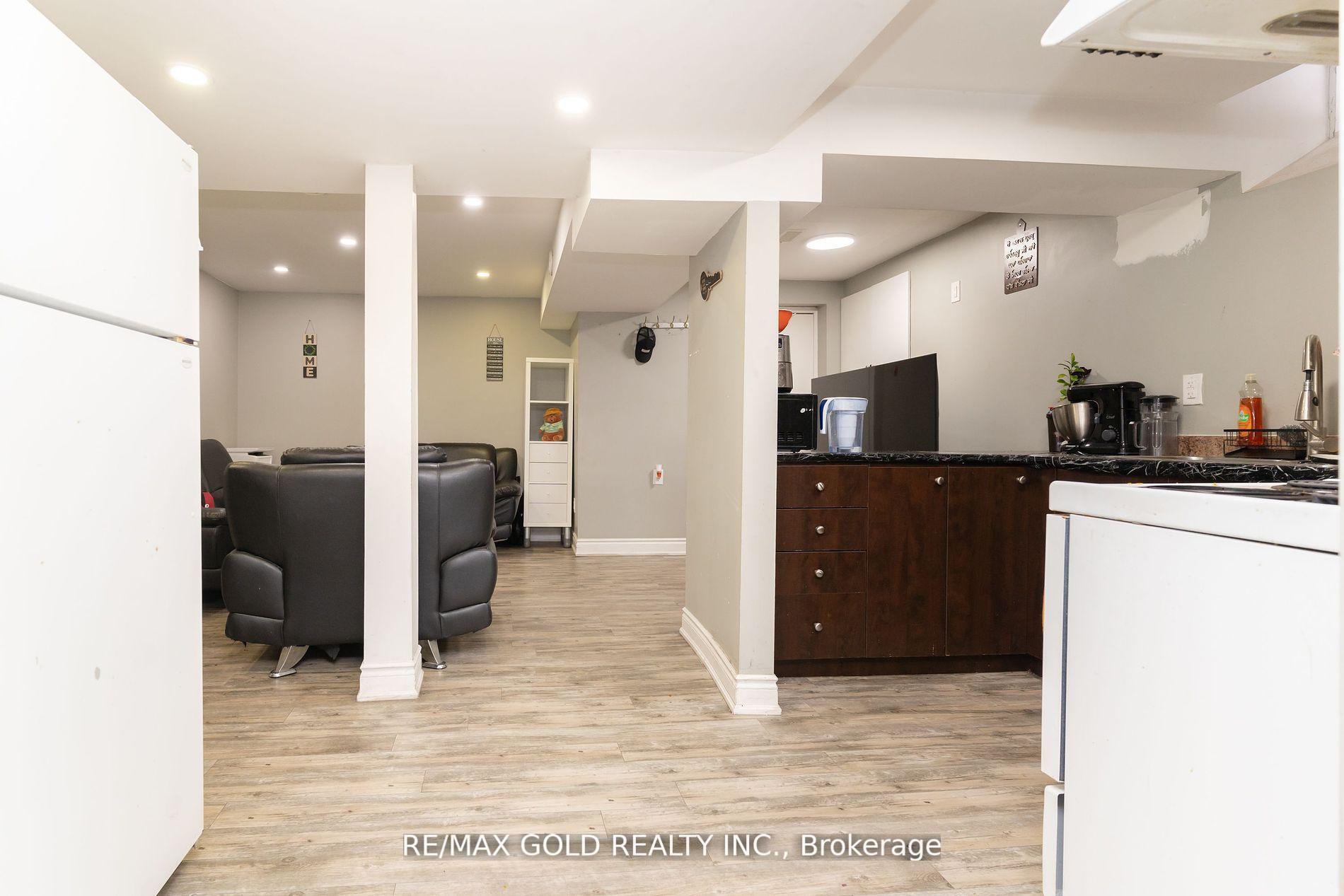 Photo 10 of 3 Great Plains Street, Brampton, Sandringham-Wellington — HOMEH
