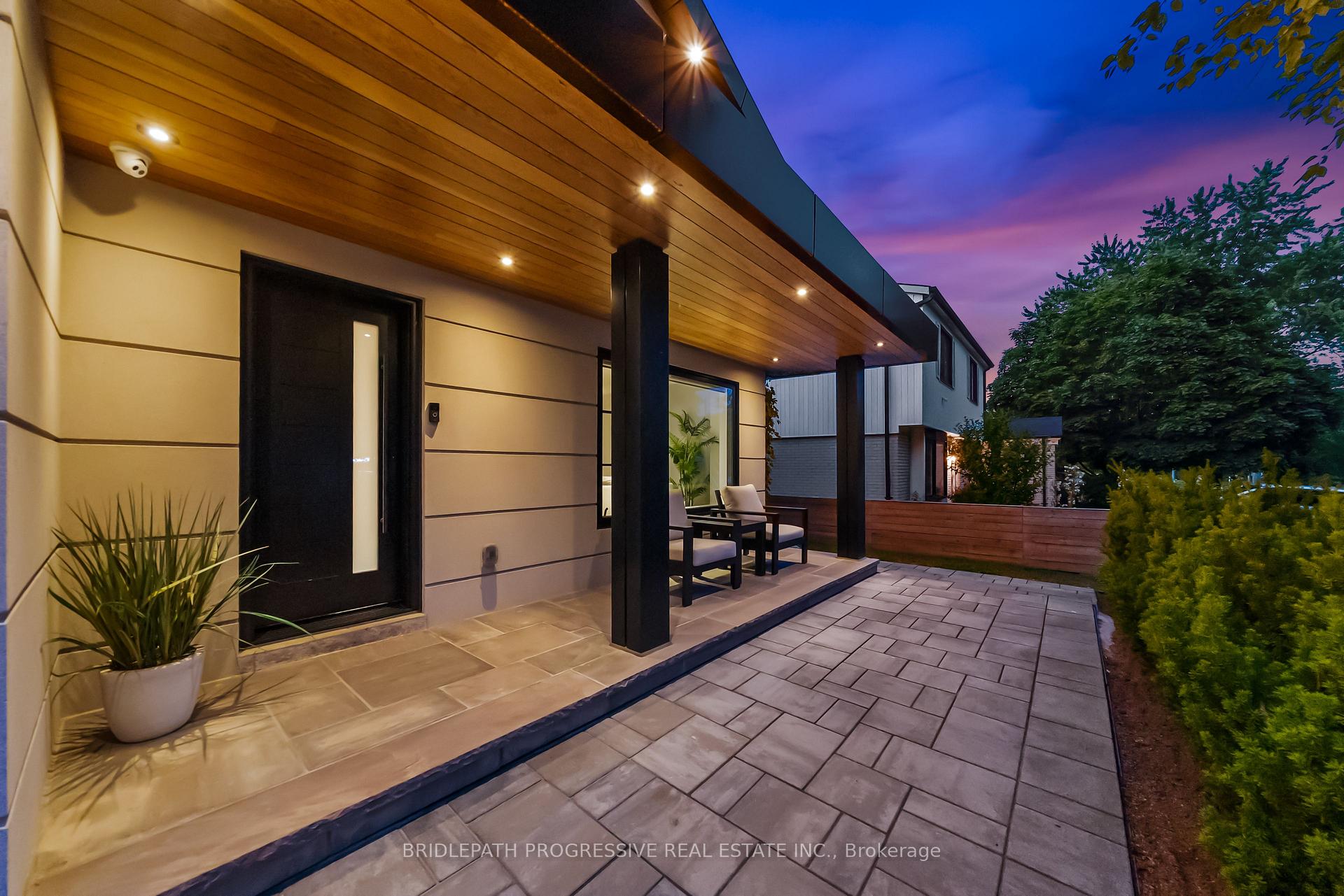 Photo 6 of 72 Royal Orchard Boulevard, Markham, Royal Orchard — HOMEH