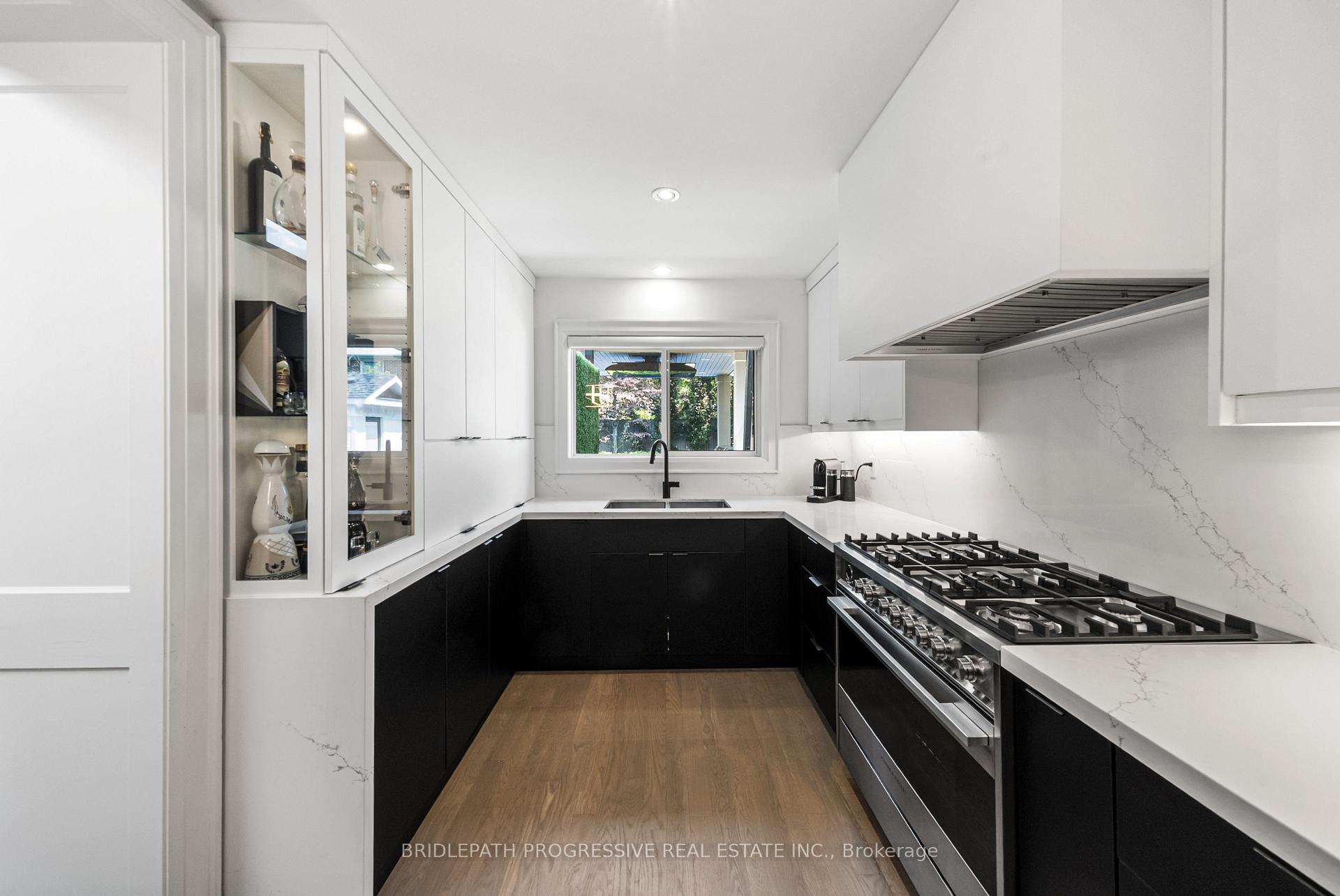 Photo 10 of 72 Royal Orchard Boulevard, Markham, Royal Orchard — HOMEH