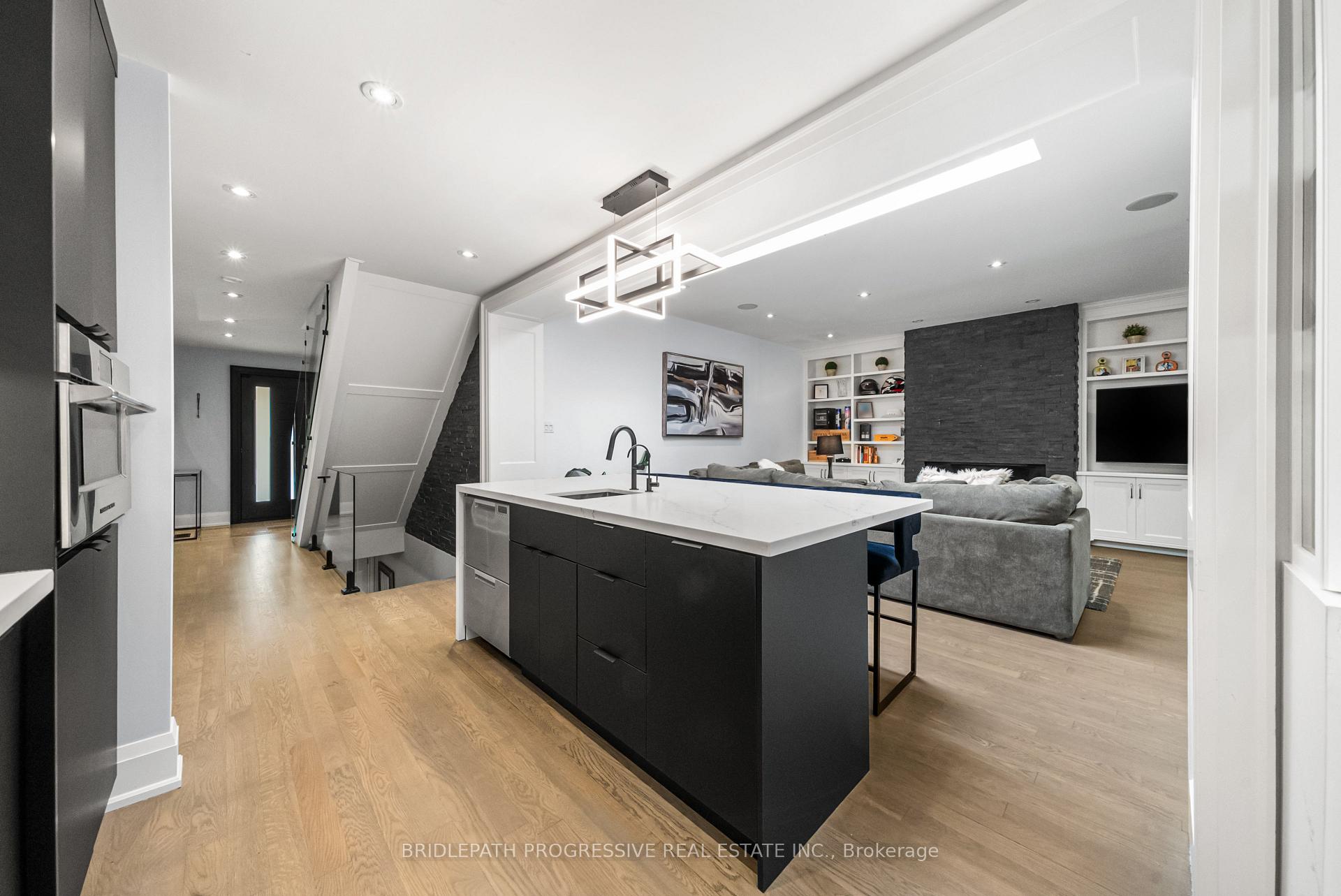 Photo 30 of 72 Royal Orchard Boulevard, Markham, Royal Orchard — HOMEH