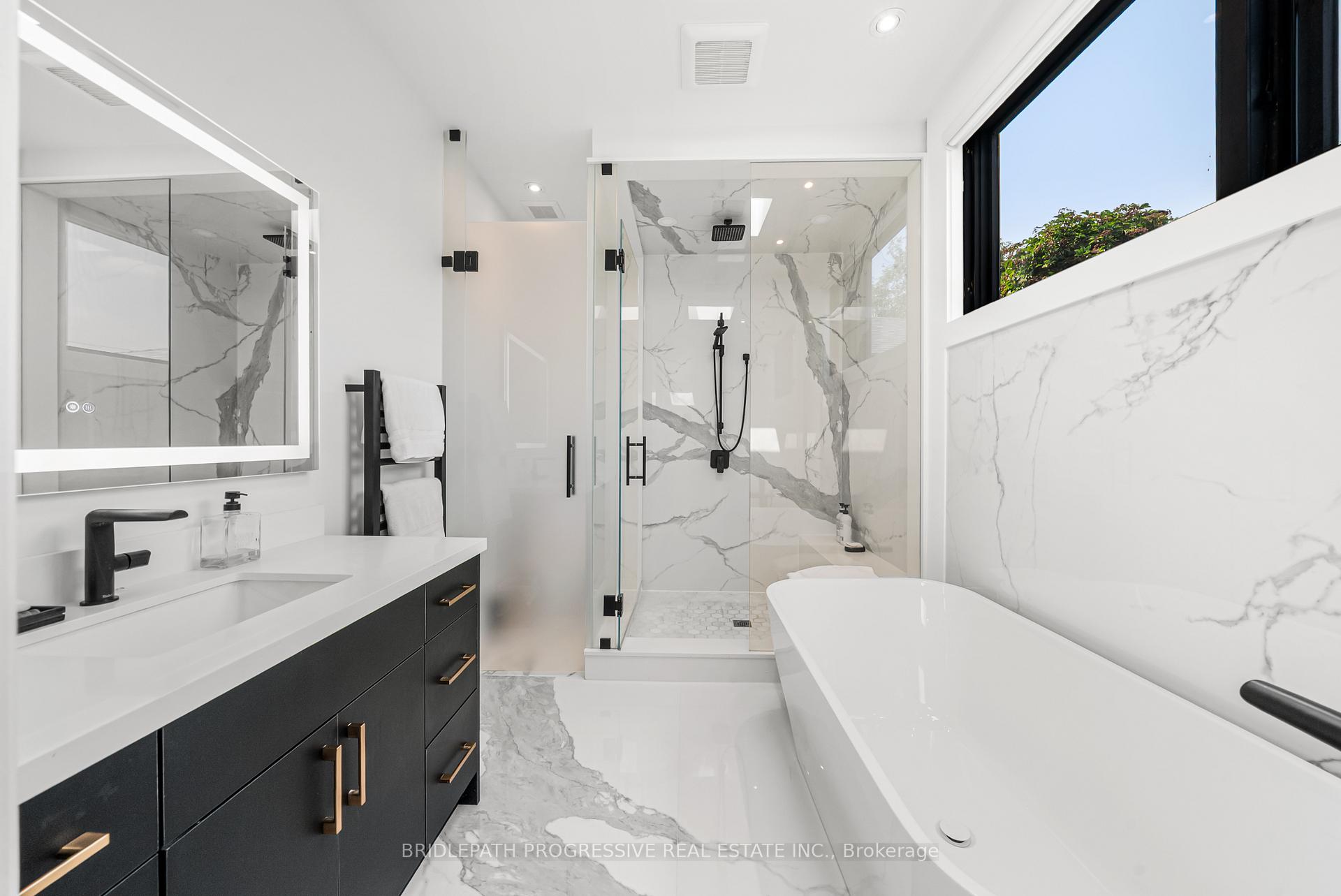Photo 31 of 72 Royal Orchard Boulevard, Markham, Royal Orchard — HOMEH