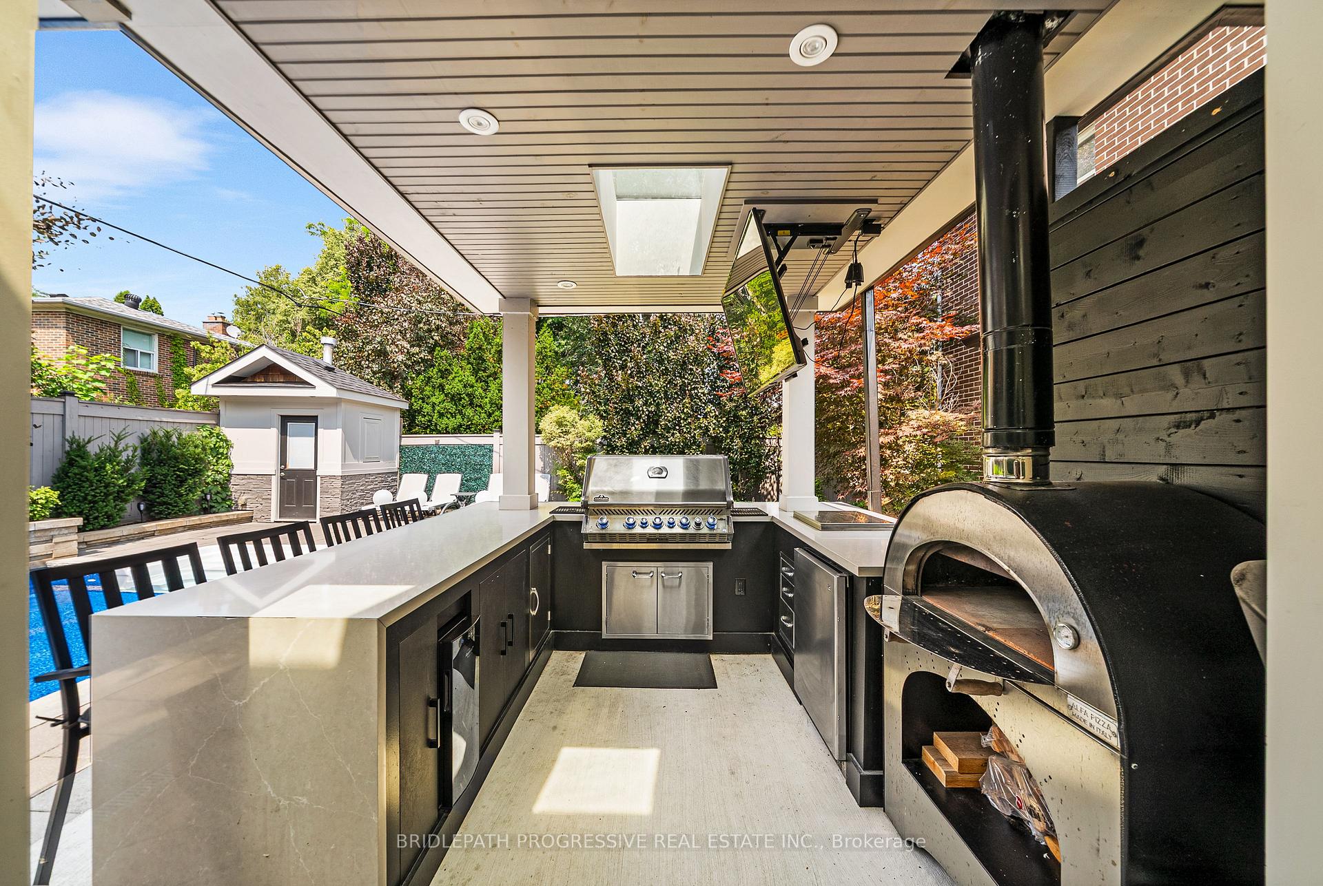 Photo 46 of 72 Royal Orchard Boulevard, Markham, Royal Orchard — HOMEH
