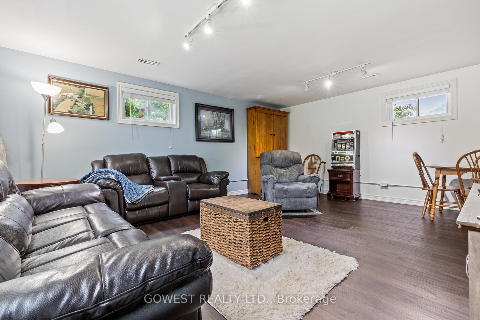 Photo 24 of 223 Lake Street, Grimsby, Grimsby Beach — HOMEH