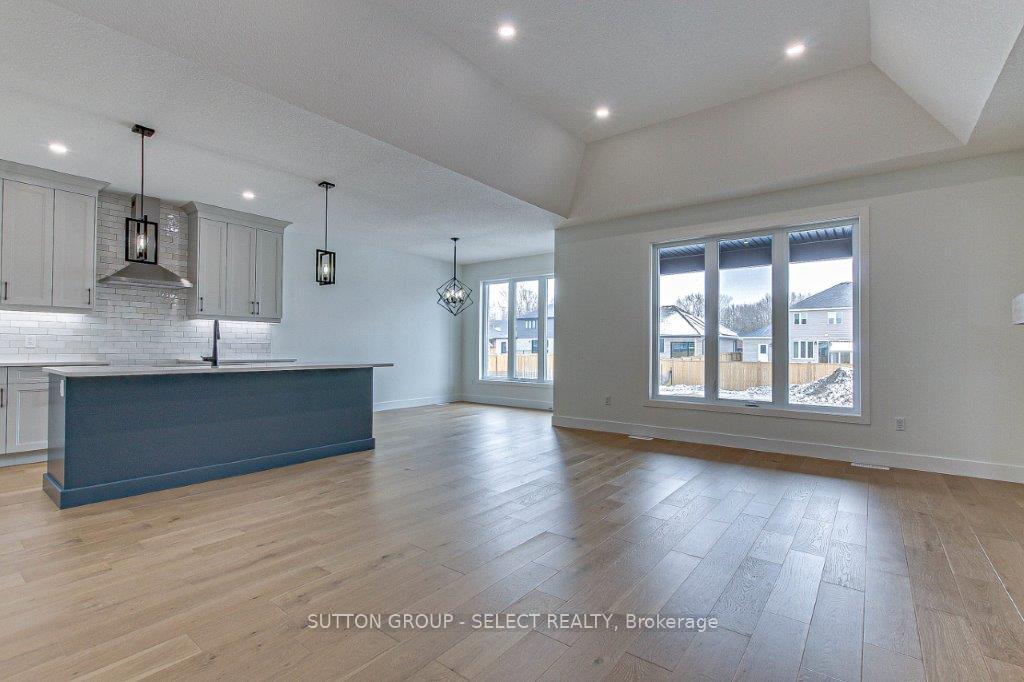 Photo 8 of 148 Foxborough Place, Thames Centre, Thorndale — HOMEH