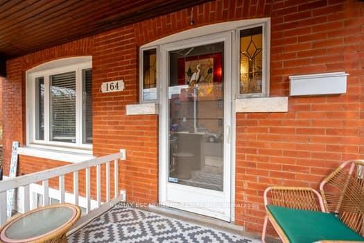 Photo 4 of 164 Edgemont Street S, Hamilton, Delta — HOMEH