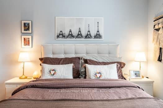 Photo 23 of 164 Edgemont Street S, Hamilton, Delta — HOMEH