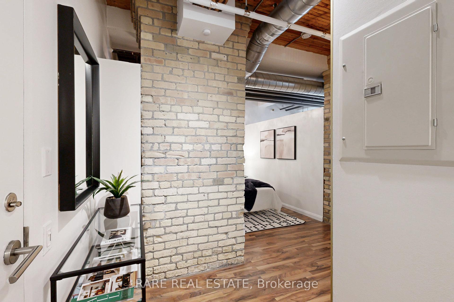 Photo 6 of Unit 101, 736 Dundas Street E, Toronto, Regent Park — HOMEH