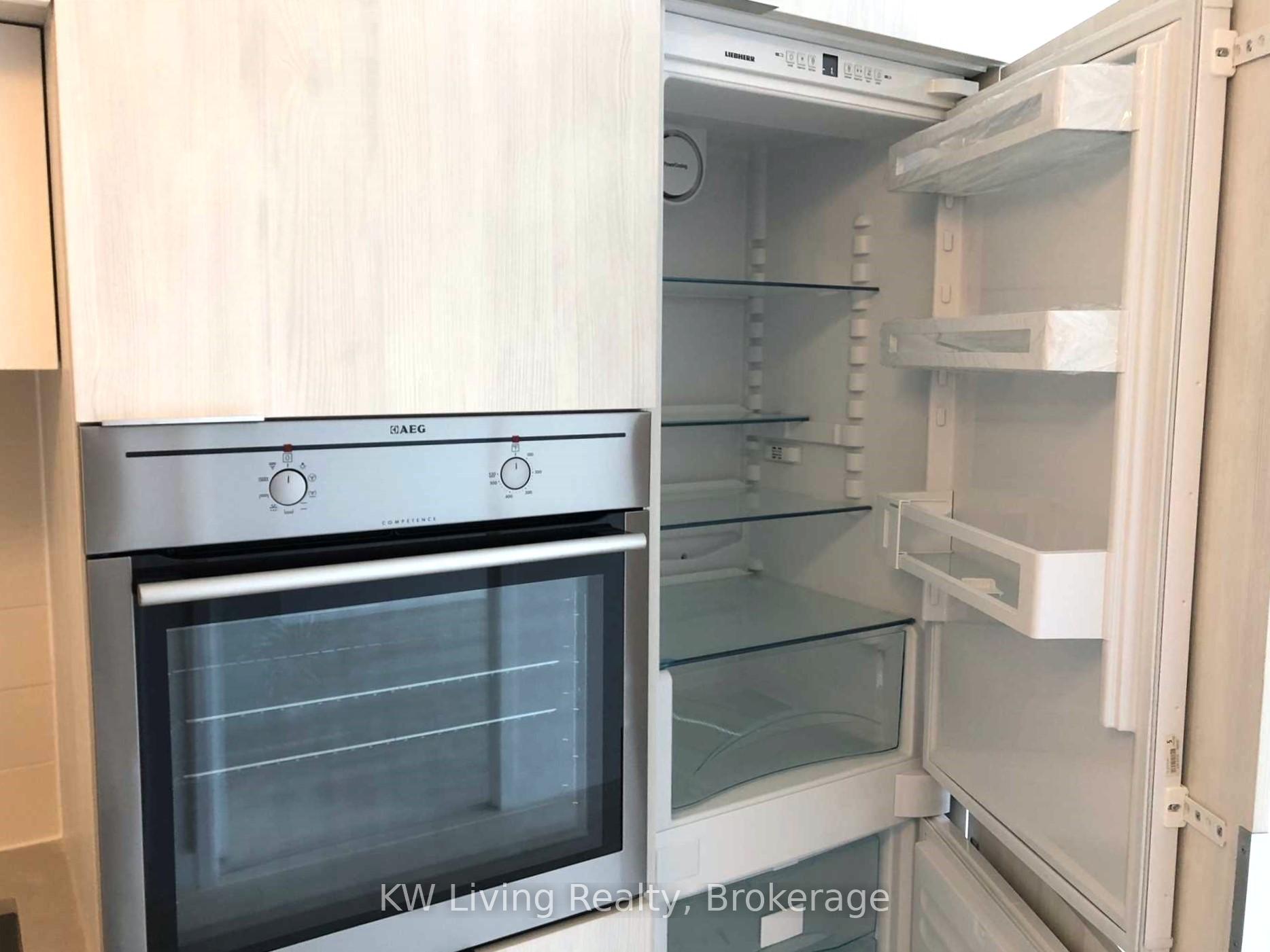 Photo 11 of Unit 5004, 8 Eglinton Avenue E, Toronto, Mount Pleasant West — HOMEH