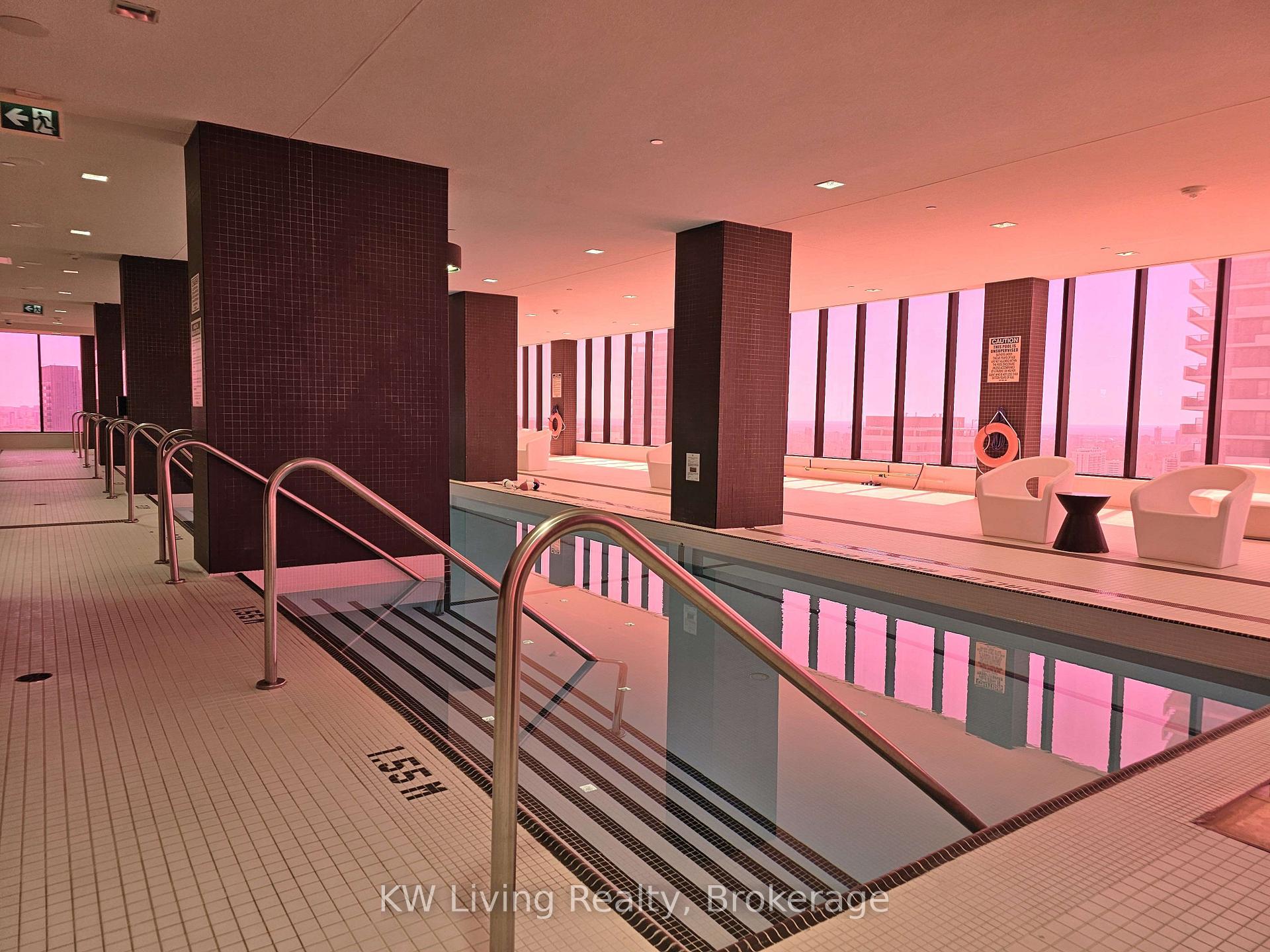 Photo 15 of Unit 5004, 8 Eglinton Avenue E, Toronto, Mount Pleasant West — HOMEH