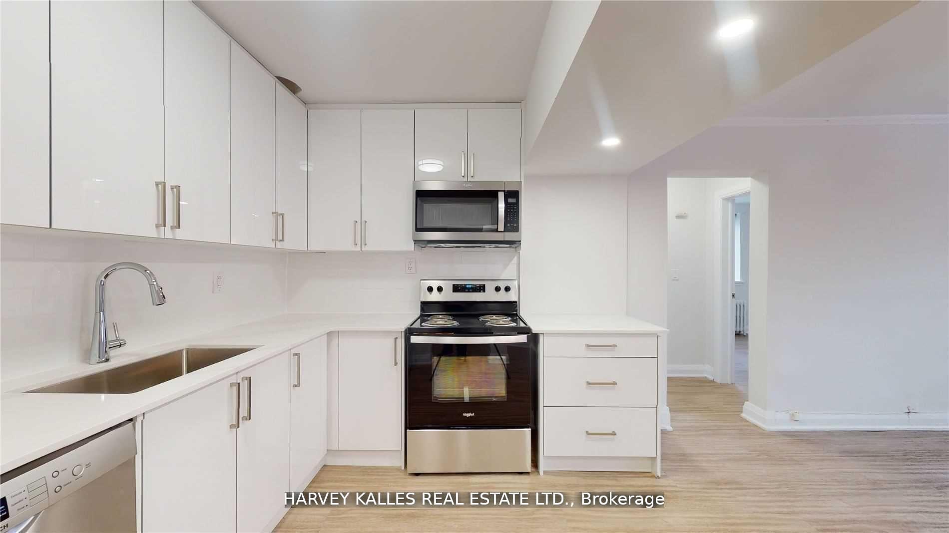 Photo 5 of Unit 8, 320 Lonsdale Road, Toronto, Forest Hill South — HOMEH