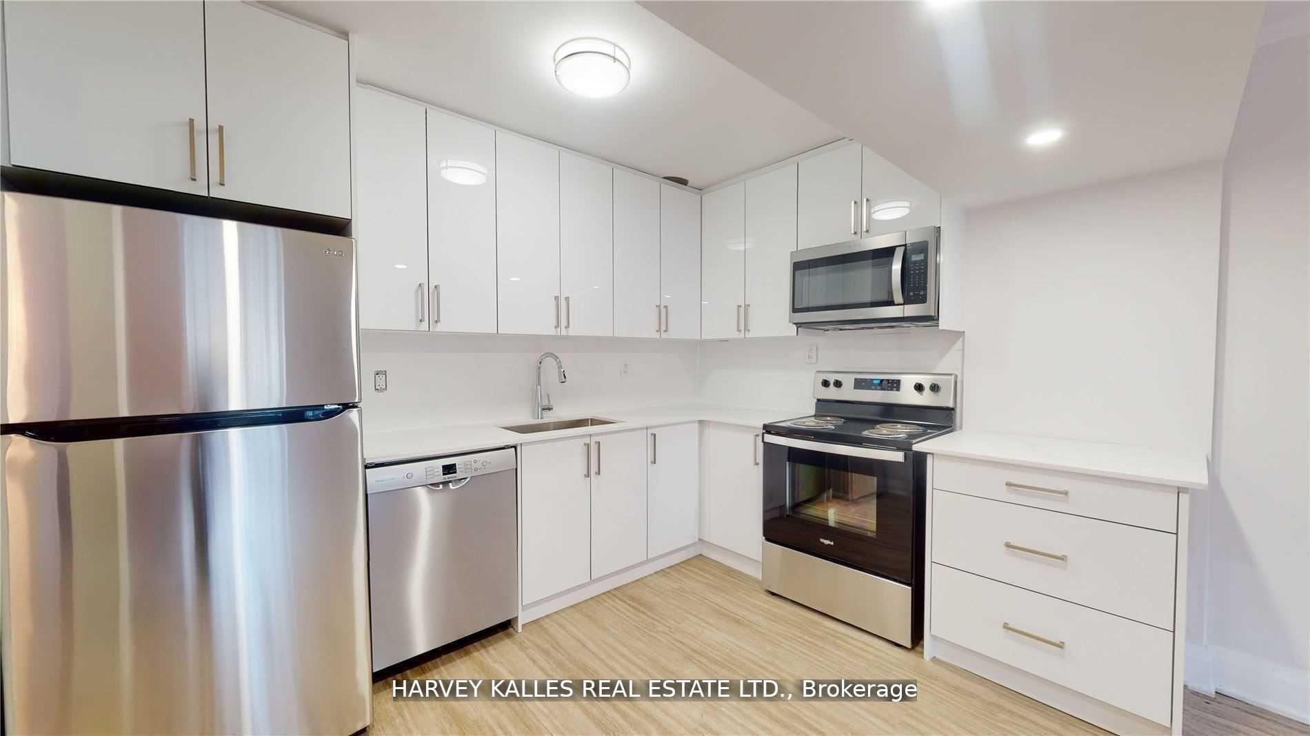 Photo 11 of Unit 8, 320 Lonsdale Road, Toronto, Forest Hill South — HOMEH