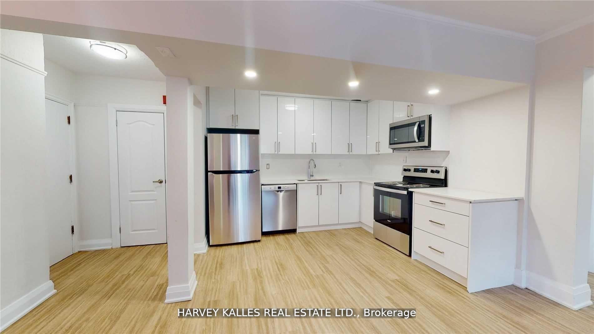 Photo 12 of Unit 8, 320 Lonsdale Road, Toronto, Forest Hill South — HOMEH