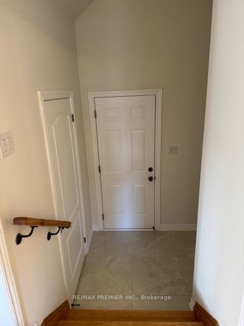 Photo 13 of 65 Lawrence D. Pridham Avenue, New Tecumseth, Alliston — HOMEH