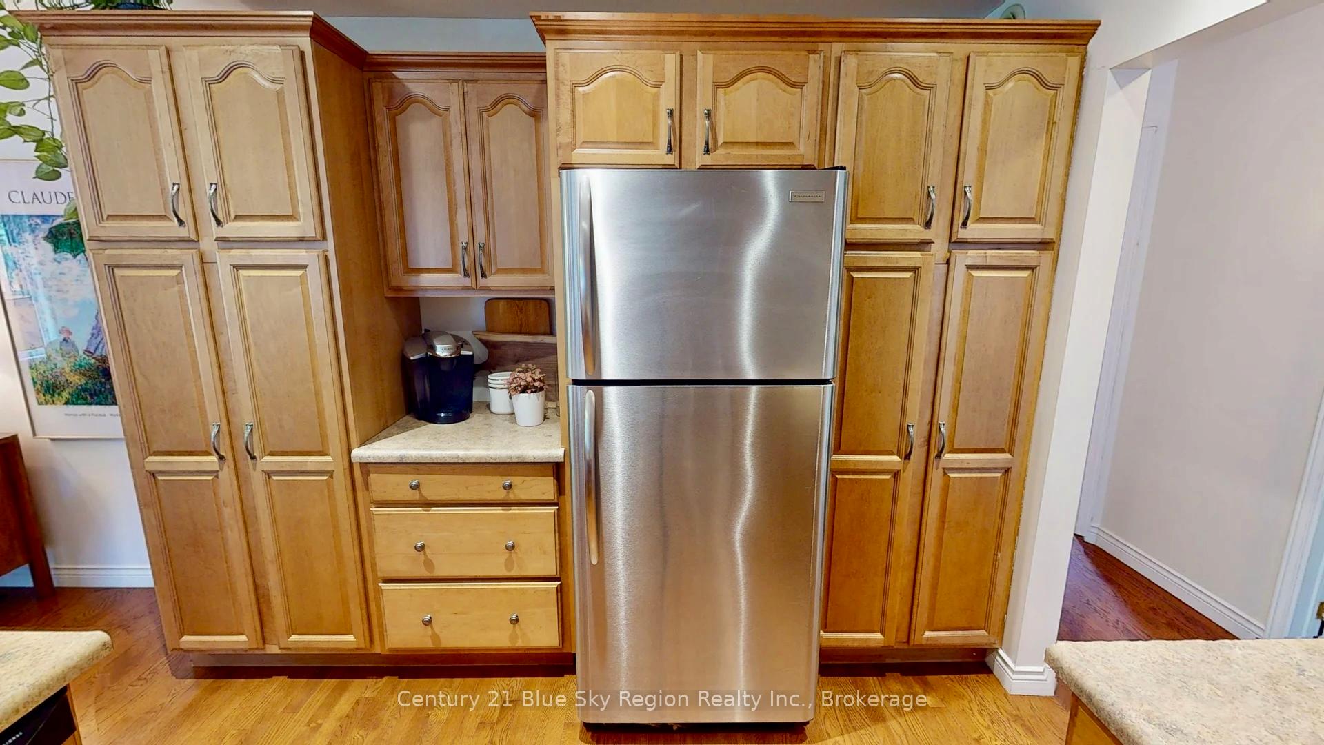 Photo 10 of 154 Golf Course Road, Callander — HOMEH