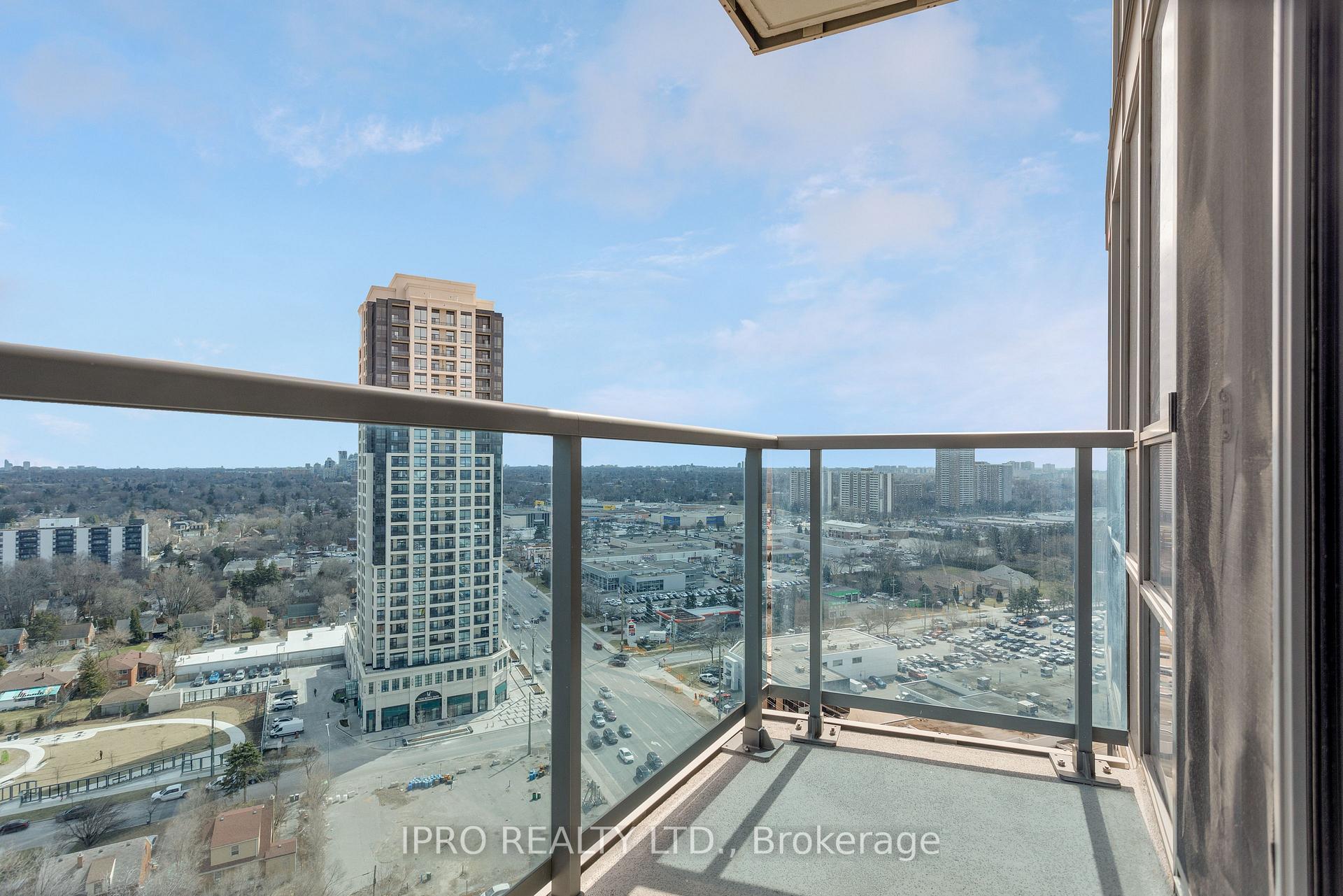 Photo 15 of Unit 1827, 7161 Yonge Street, Markham, Grandview — HOMEH