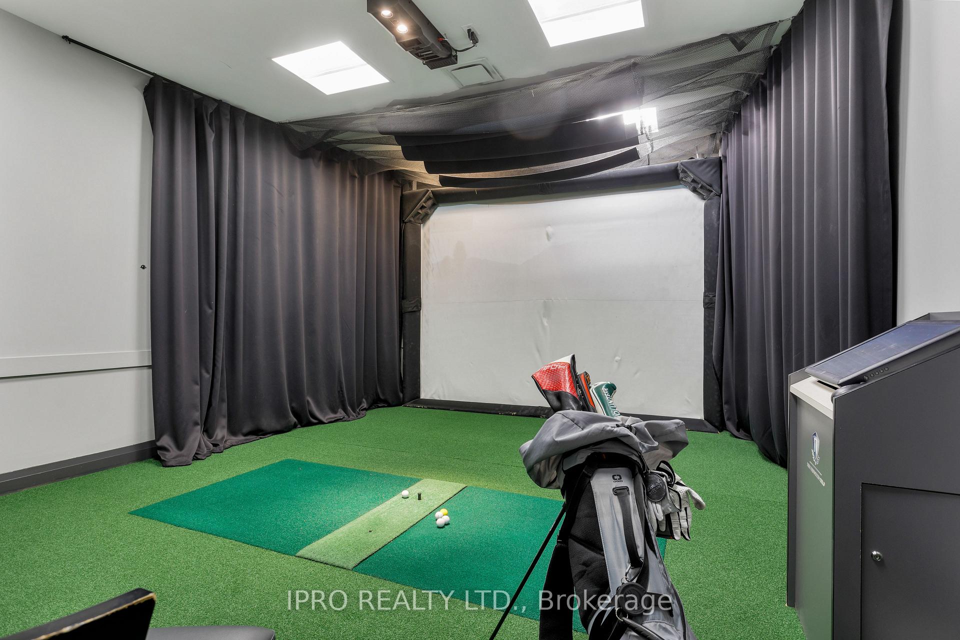 Photo 12 of Unit 1827, 7161 Yonge Street, Markham, Grandview — HOMEH