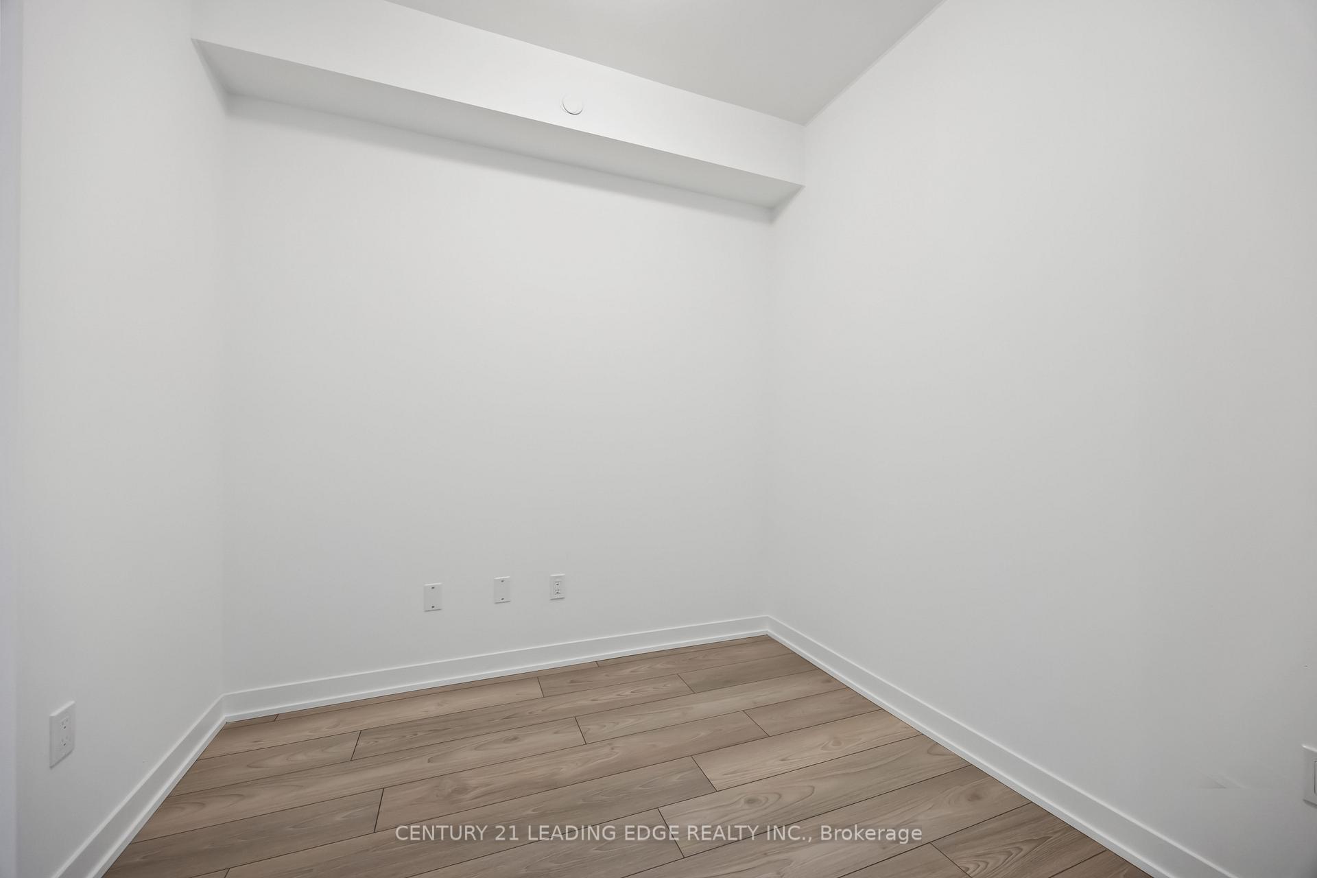 Photo 2 of Unit 507, 474 Caldari Road, Vaughan, Concord — HOMEH