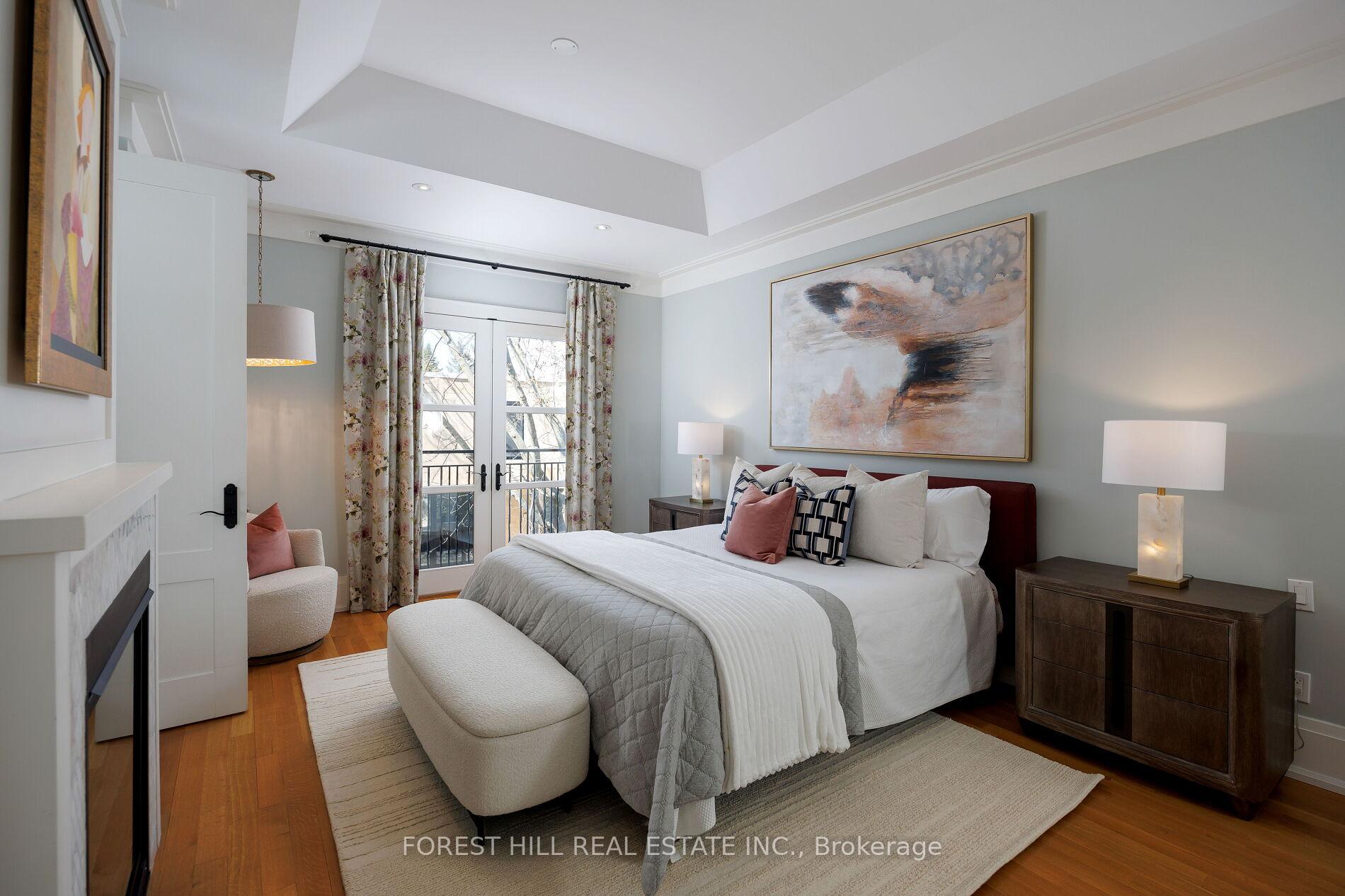 Photo 17 of 102 Chaplin Crescent, Toronto, Yonge-Eglinton — HOMEH