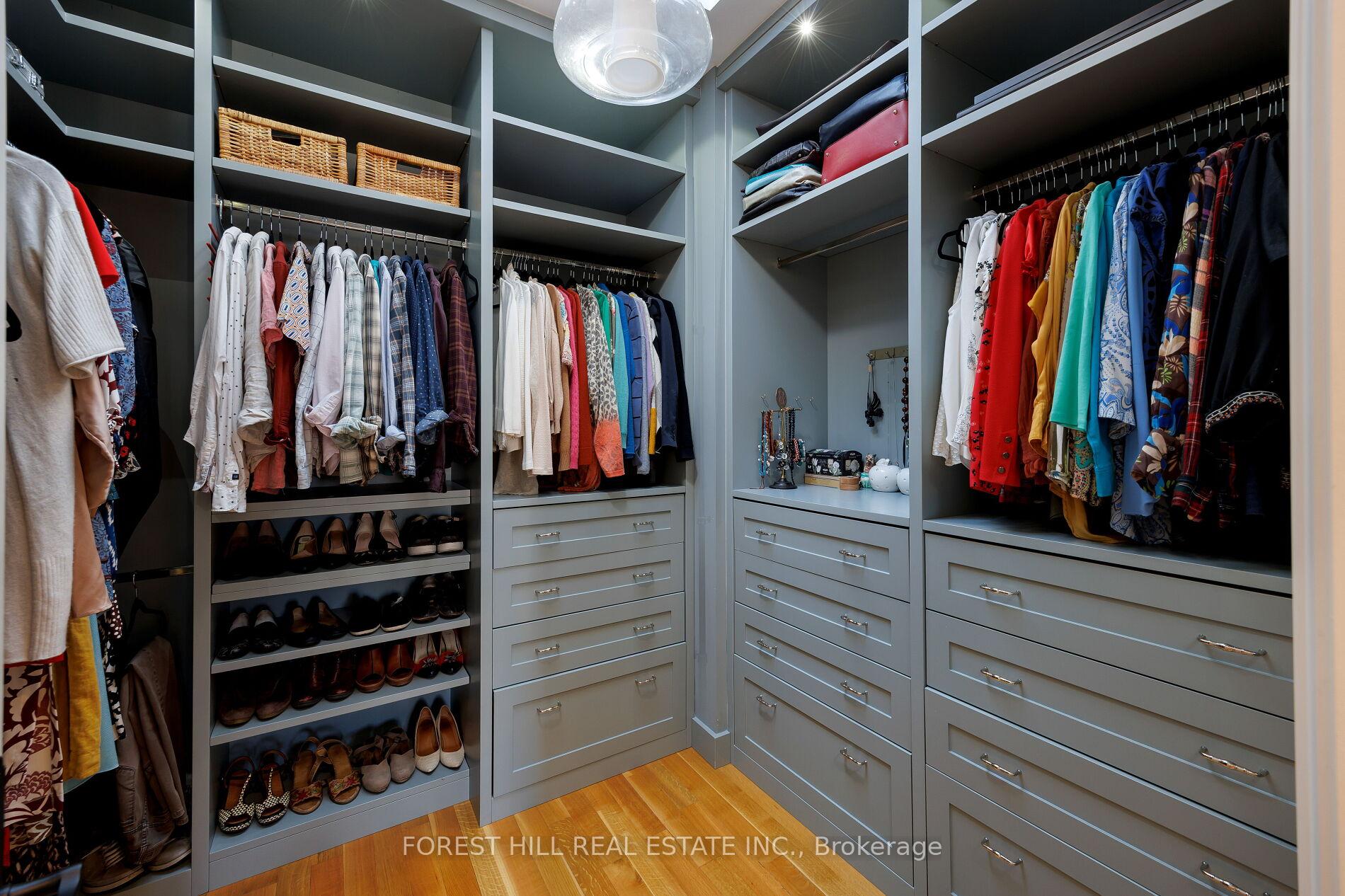Photo 24 of 102 Chaplin Crescent, Toronto, Yonge-Eglinton — HOMEH