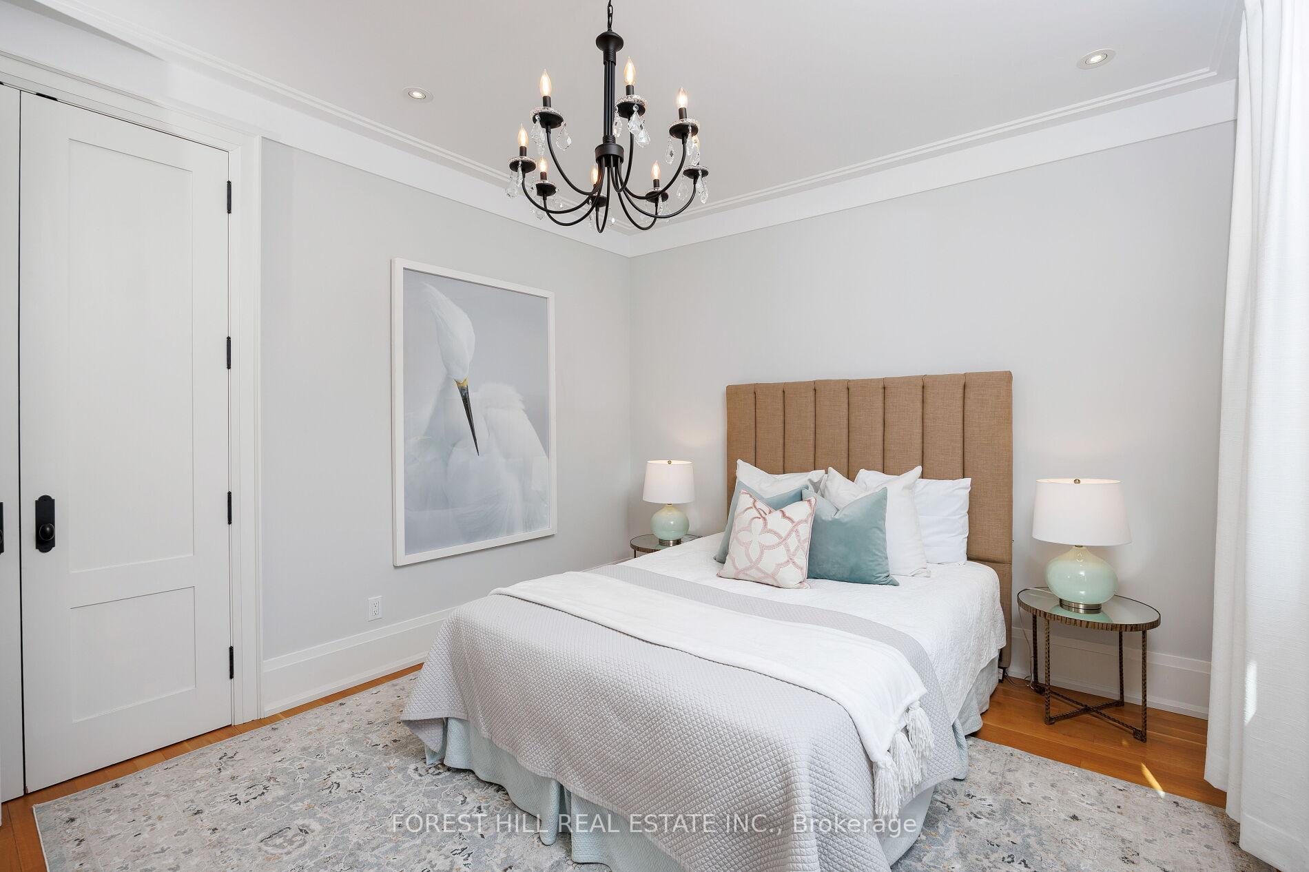 Photo 29 of 102 Chaplin Crescent, Toronto, Yonge-Eglinton — HOMEH