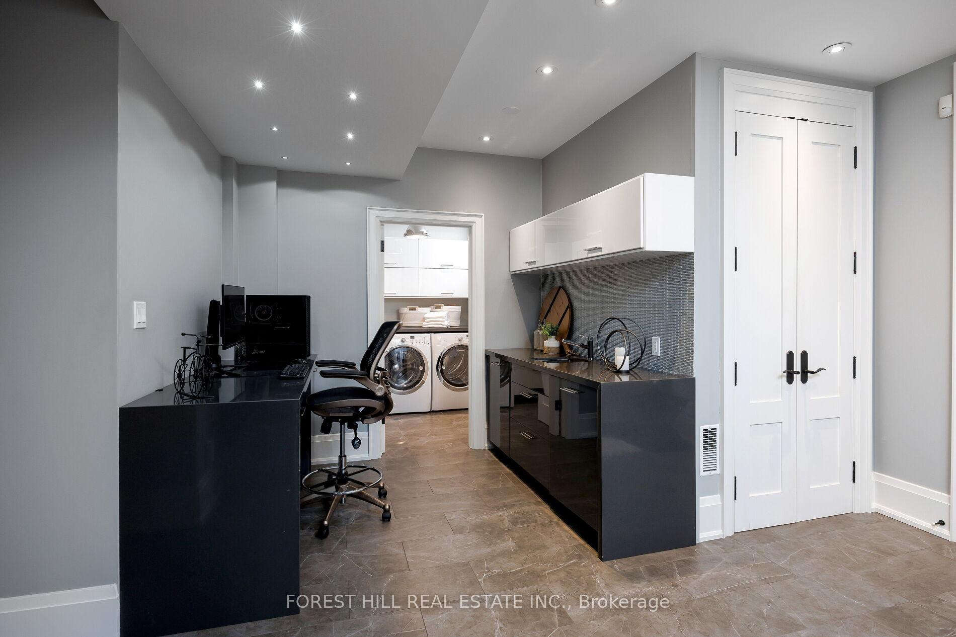 Photo 34 of 102 Chaplin Crescent, Toronto, Yonge-Eglinton — HOMEH