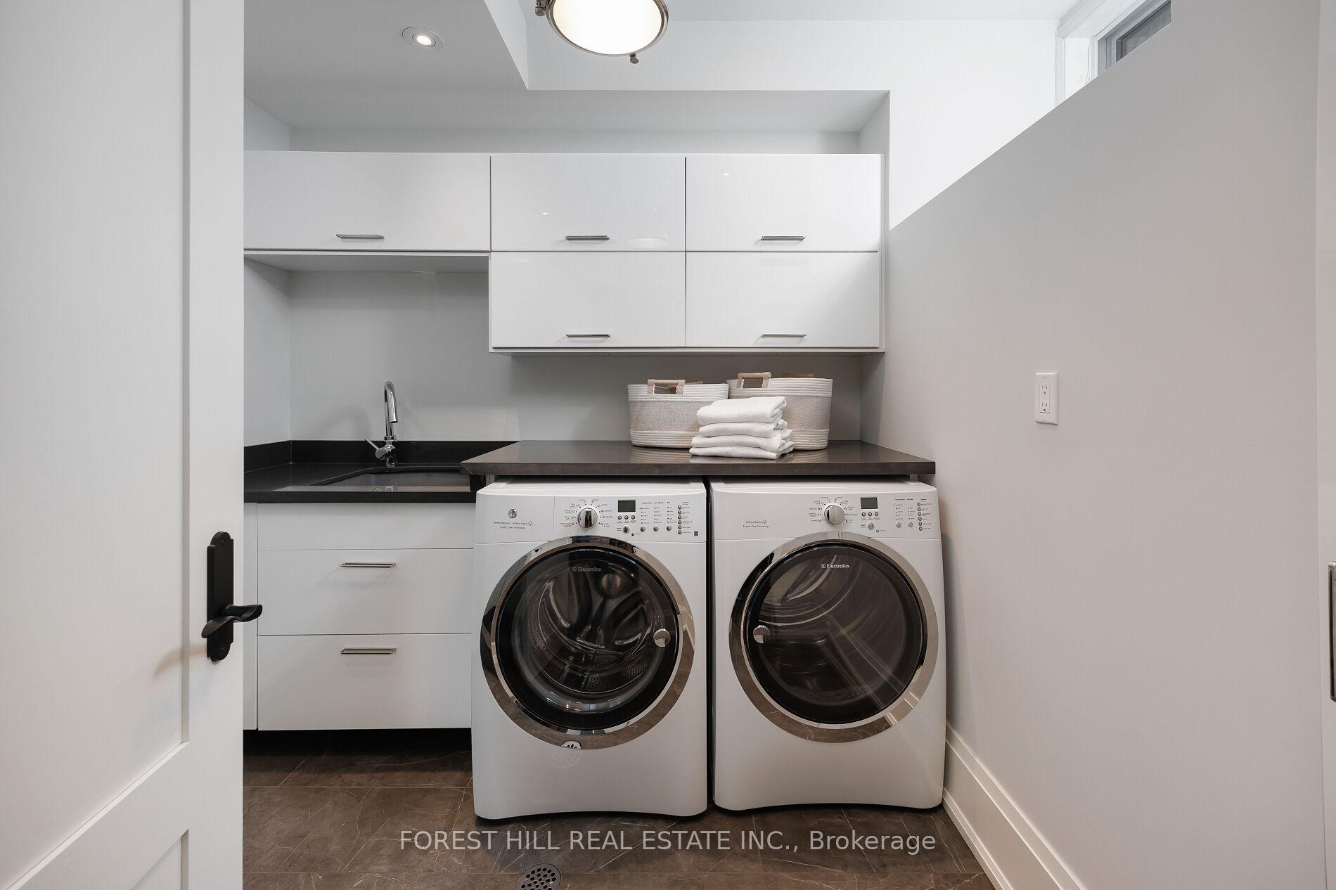 Photo 32 of 102 Chaplin Crescent, Toronto, Yonge-Eglinton — HOMEH