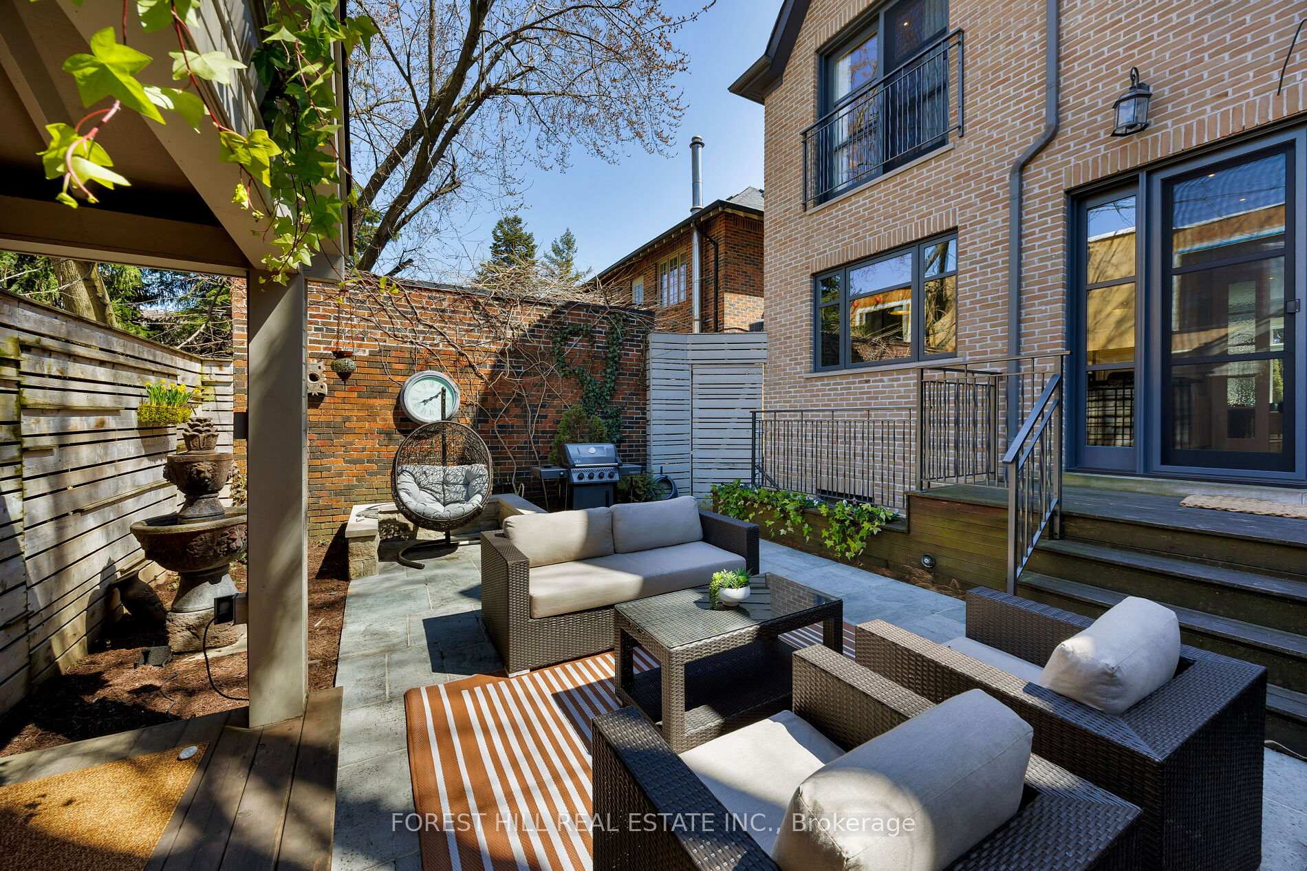 Photo 40 of 102 Chaplin Crescent, Toronto, Yonge-Eglinton — HOMEH