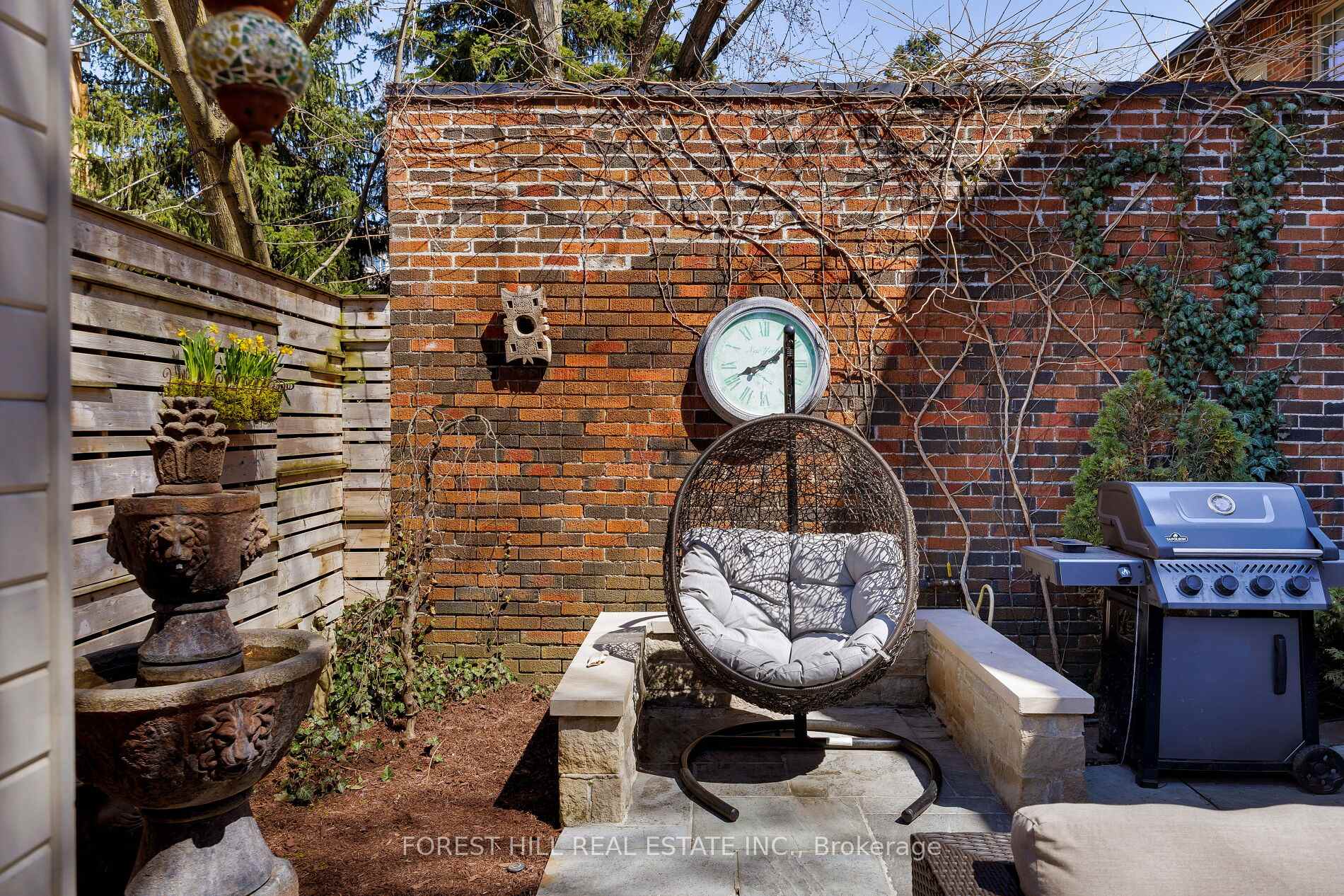 Photo 39 of 102 Chaplin Crescent, Toronto, Yonge-Eglinton — HOMEH