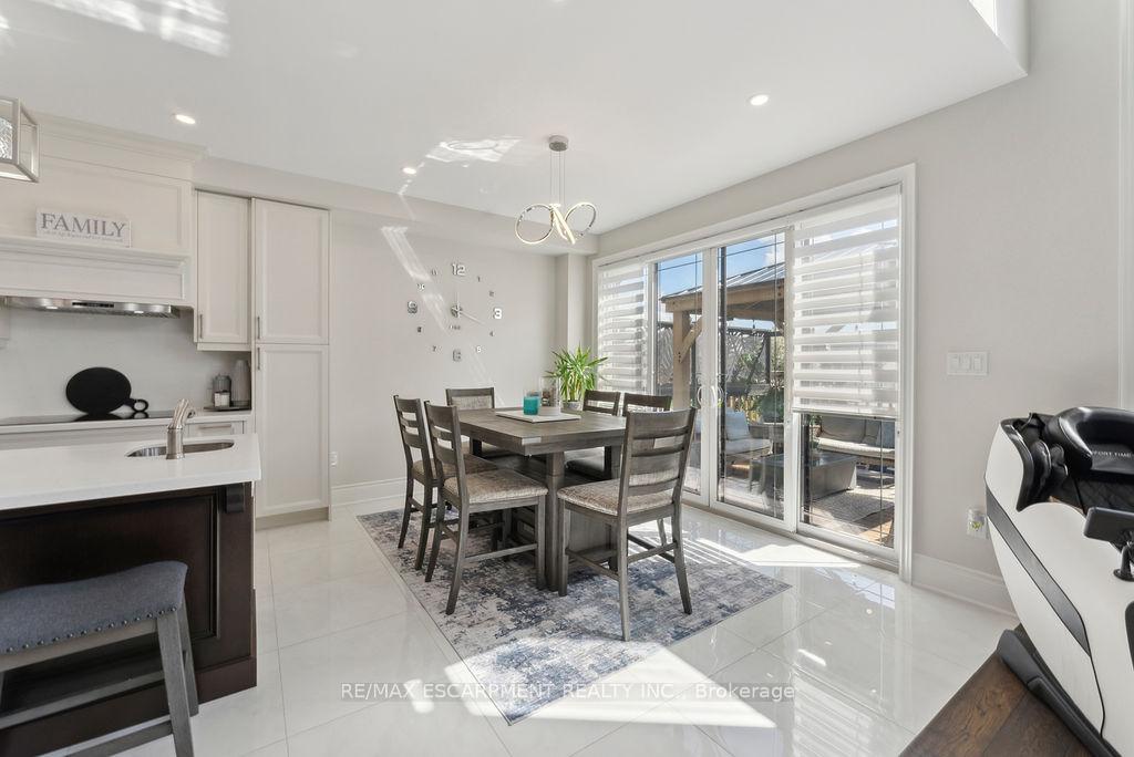 Photo 5 of 54 Chipman Avenue, Hamilton, Jerome — HOMEH
