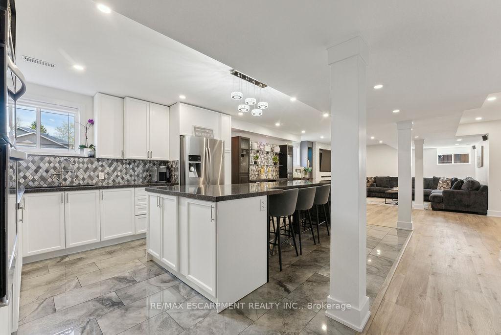 Photo 39 of 54 Chipman Avenue, Hamilton, Jerome — HOMEH