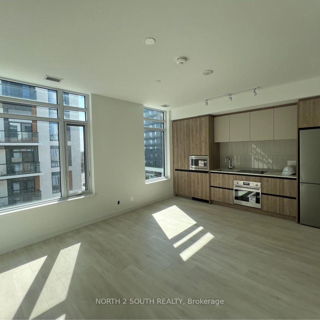 Photo 2 of Unit 521, 8 Beverley Glen Boulevard, Vaughan, Beverley Glen — HOMEH
