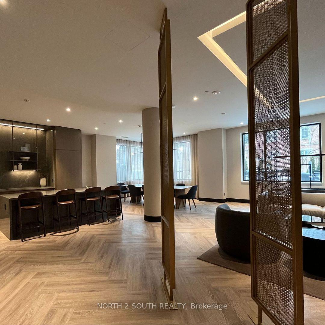 Photo 3 of Unit 521, 8 Beverley Glen Boulevard, Vaughan, Beverley Glen — HOMEH