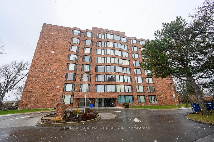 Photo 28 of Unit 405, 200 Limeridge Road W, Hamilton, Rolston — HOMEH