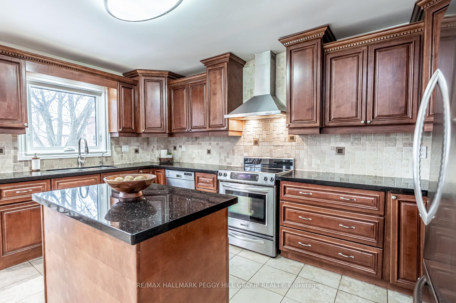 Photo 2 of 229 Orchard Heights Boulevard, Aurora, Hills of St Andrew — HOMEH