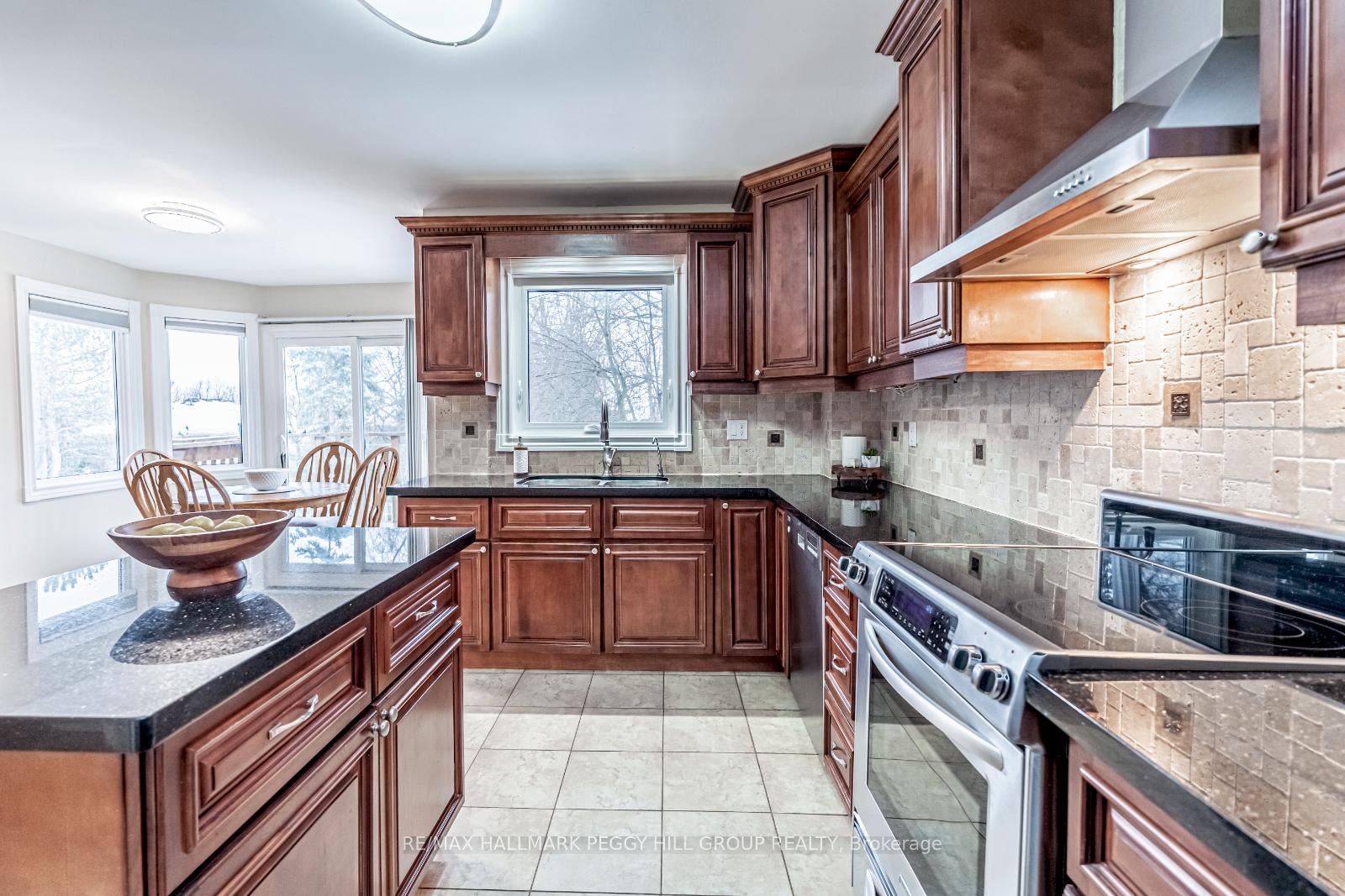 Photo 4 of 229 Orchard Heights Boulevard, Aurora, Hills of St Andrew — HOMEH