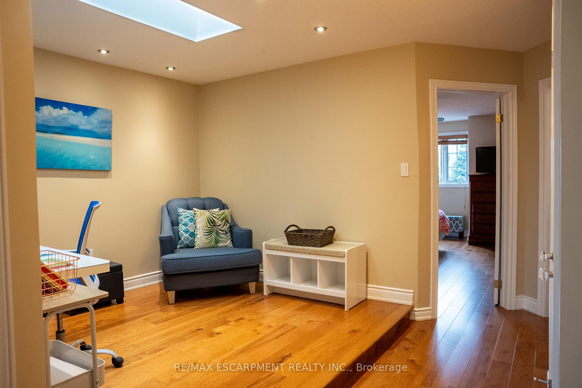 Photo 28 of Unit 12, 320 Hamilton Drive, Hamilton, Ancaster — HOMEH