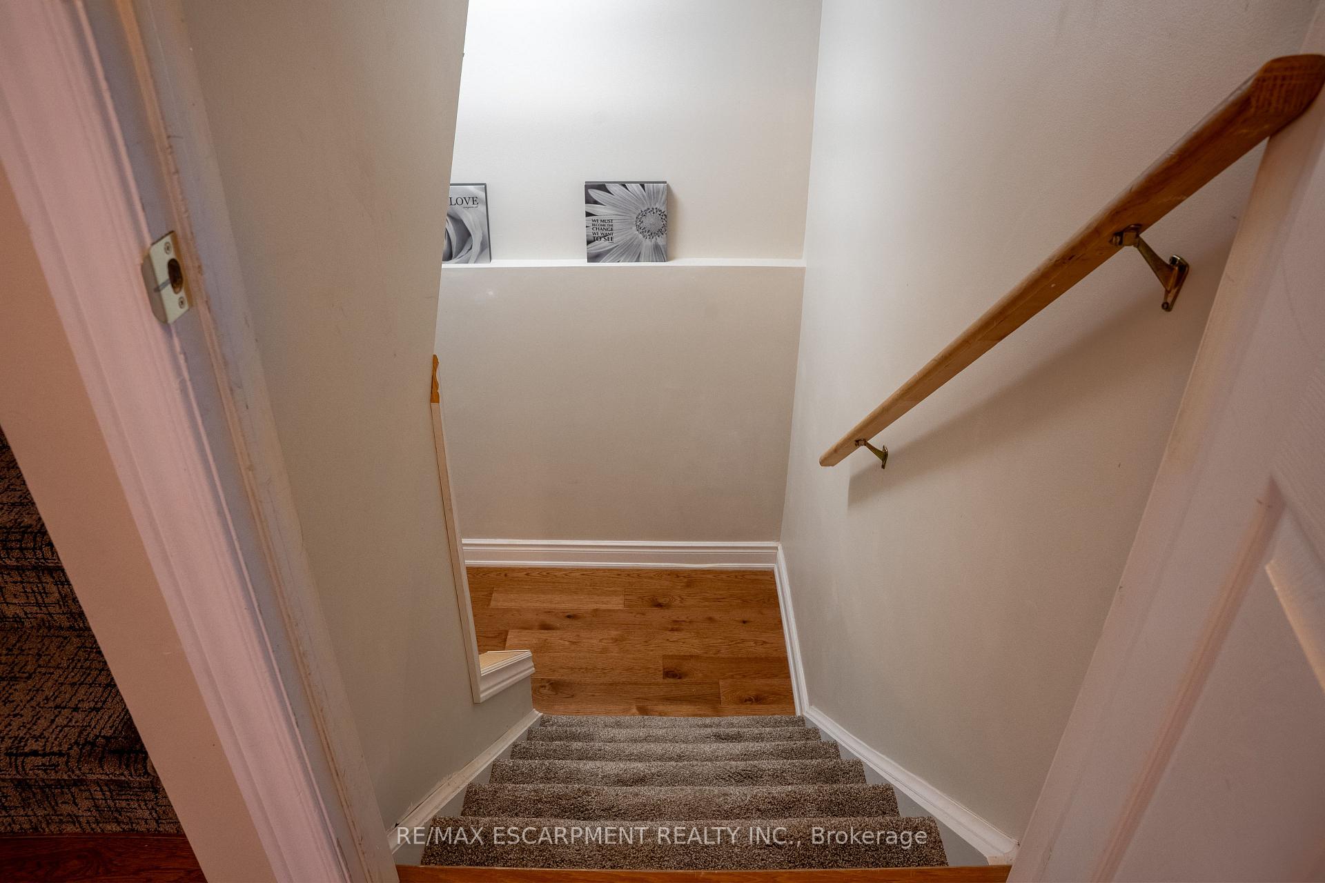 Photo 31 of Unit 12, 320 Hamilton Drive, Hamilton, Ancaster — HOMEH