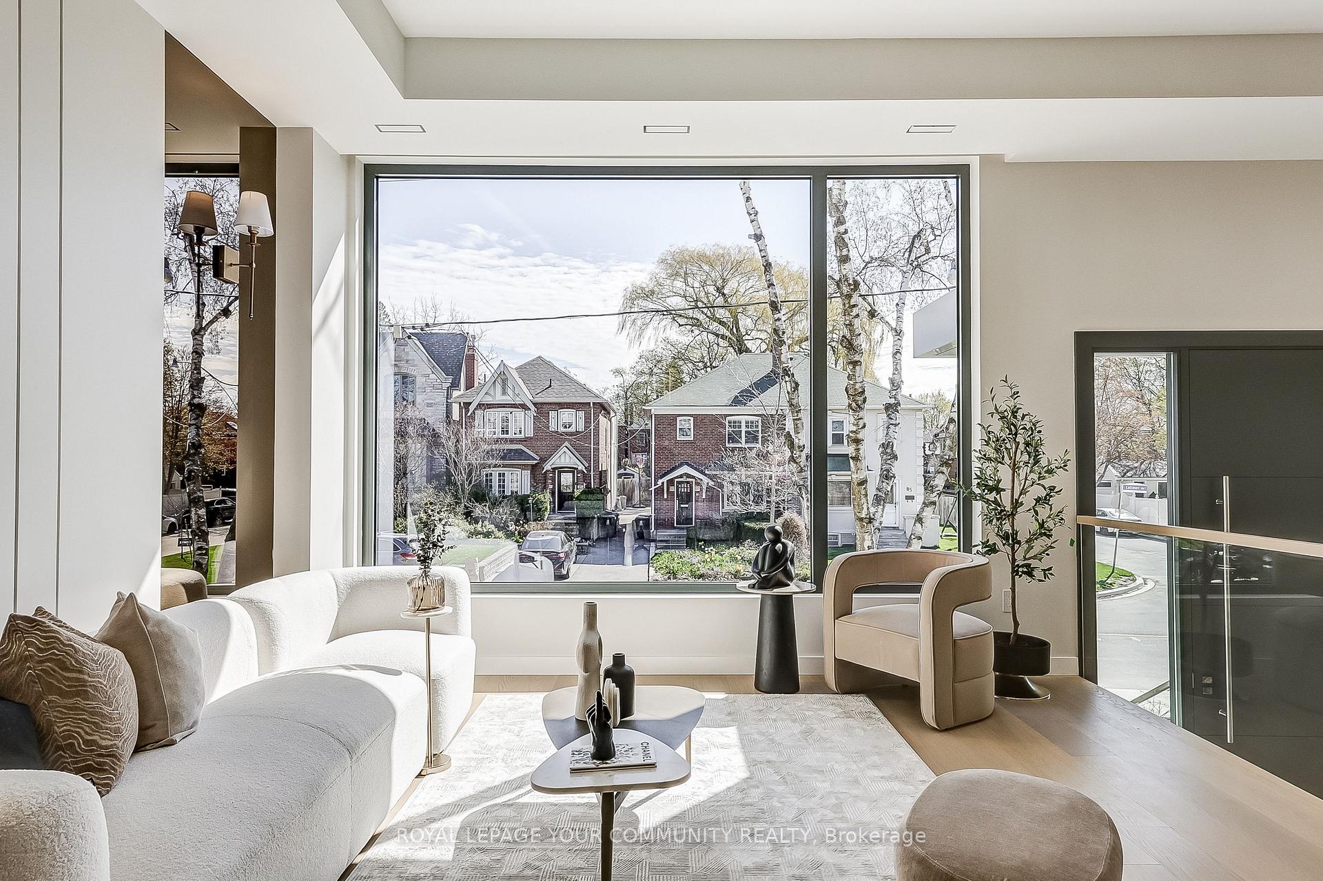 Photo 4 of 86 Latimer Avenue, Toronto, Forest Hill North — HOMEH